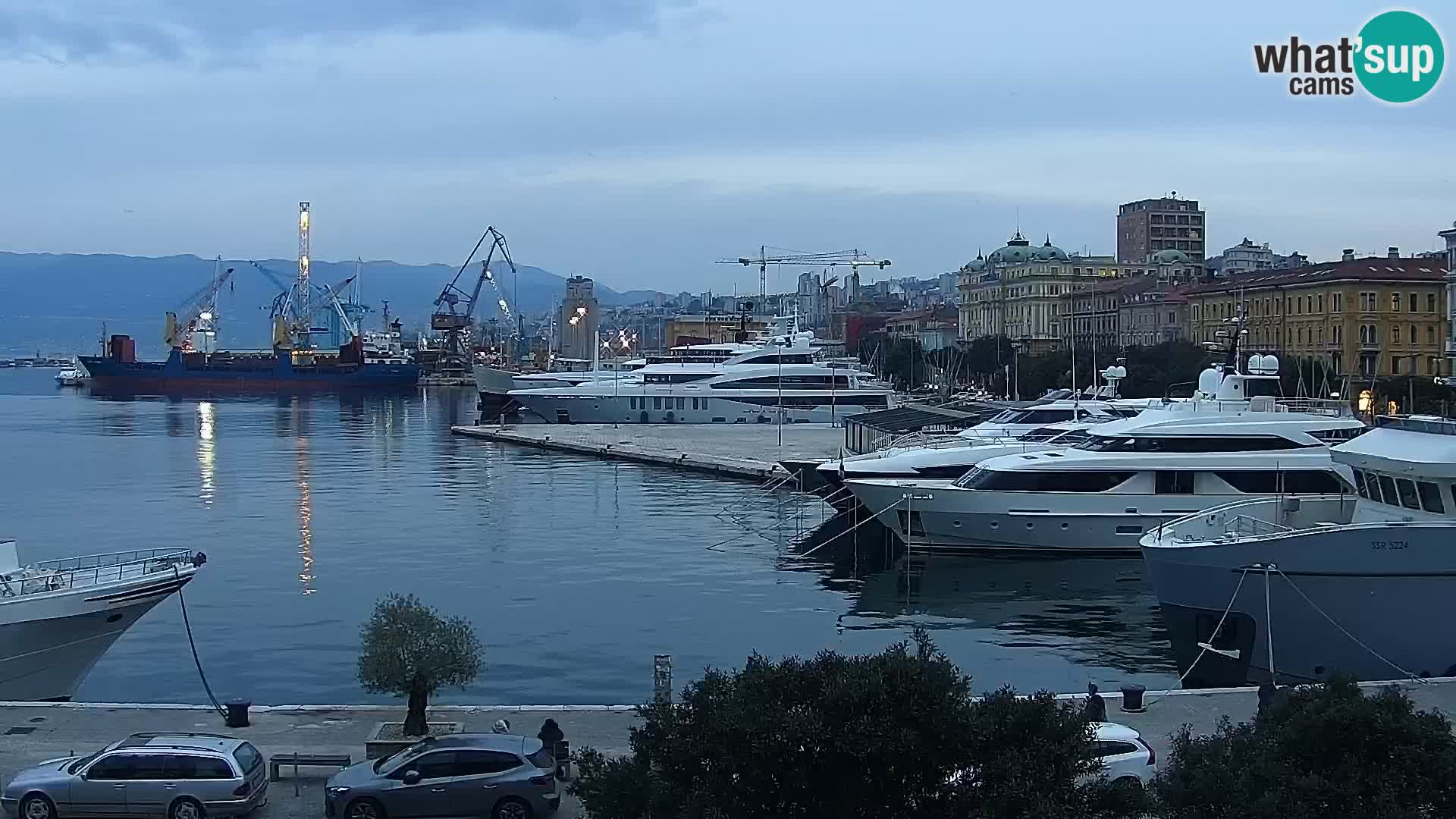 La Riva et Marina à Rijeka – Live Webcam Croatie