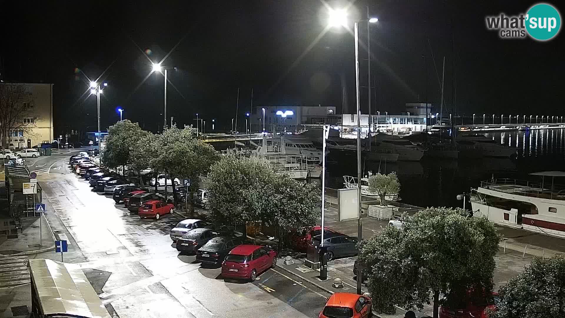 Riva in Marina v Reki – Spletna kamera v živo Hrvaška