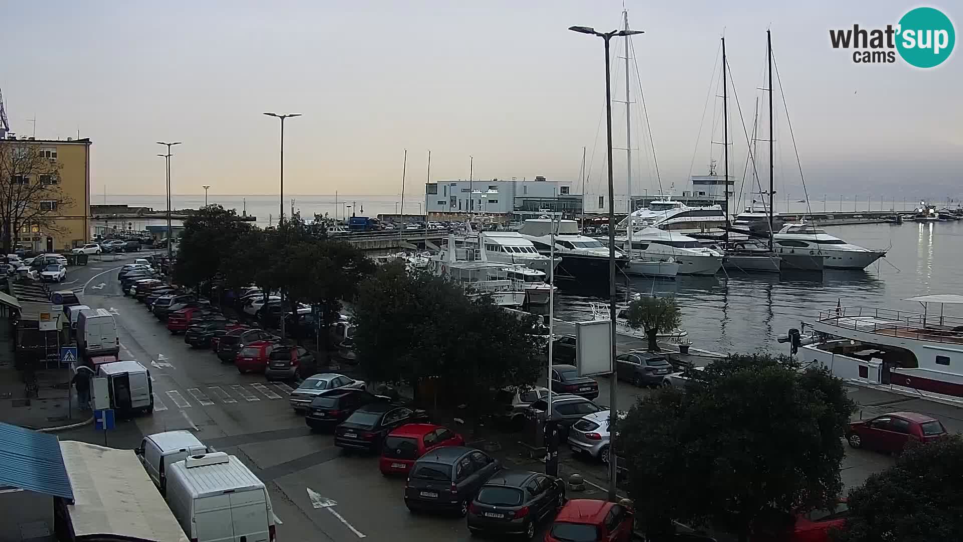 La Riva e la Marina a Rijeka (Fiume) – Live Webcam Croazia