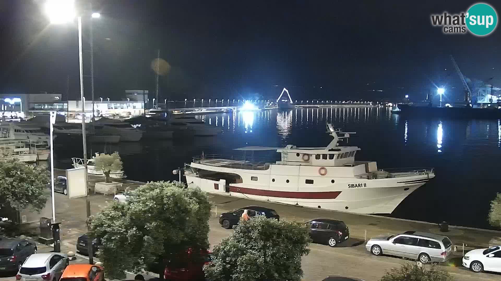 Riva in Marina v Reki – Spletna kamera v živo Hrvaška