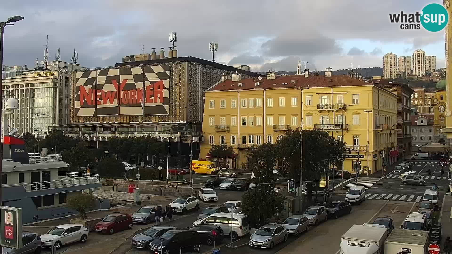 Riva i Marina u Rijeci – Web kamera uživo u Hrvatskoj