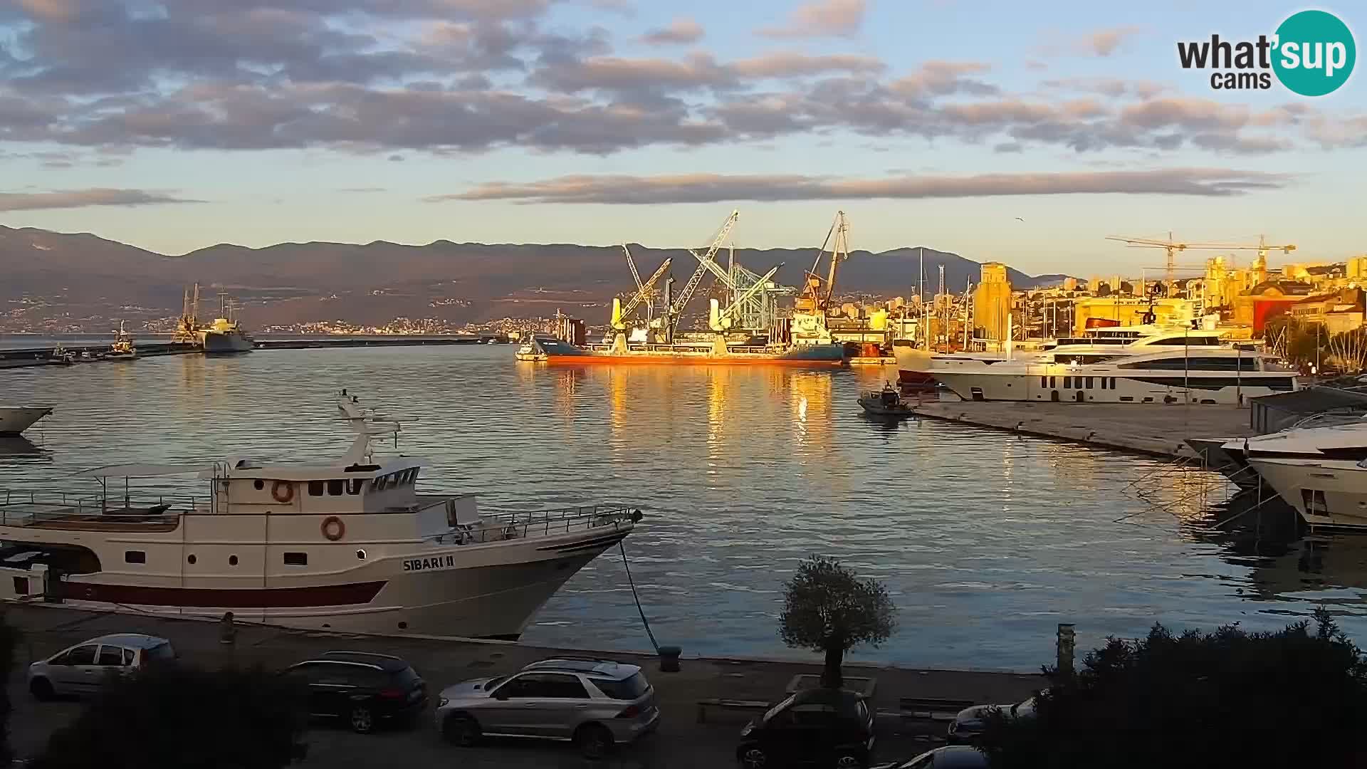 La Riva y Marina en Rijeka – Webcam en vivo Croacia