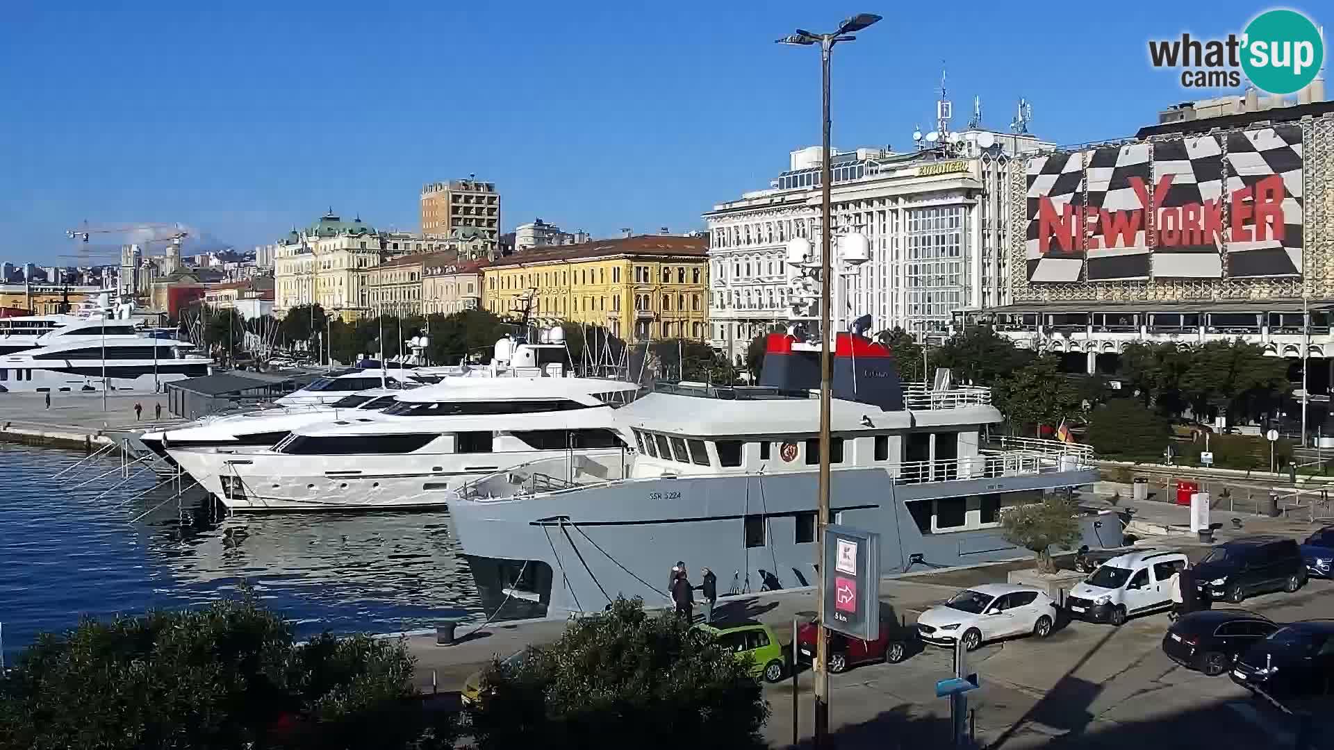Riva in Marina v Reki – Spletna kamera v živo Hrvaška