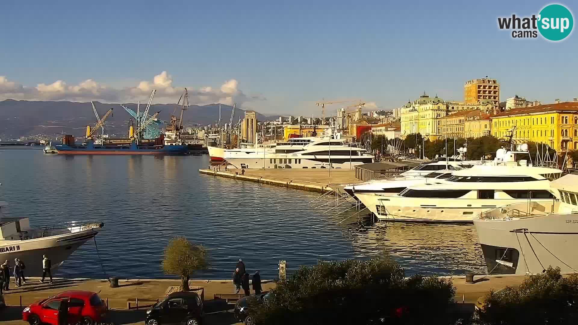 La Riva y Marina en Rijeka – Webcam en vivo Croacia