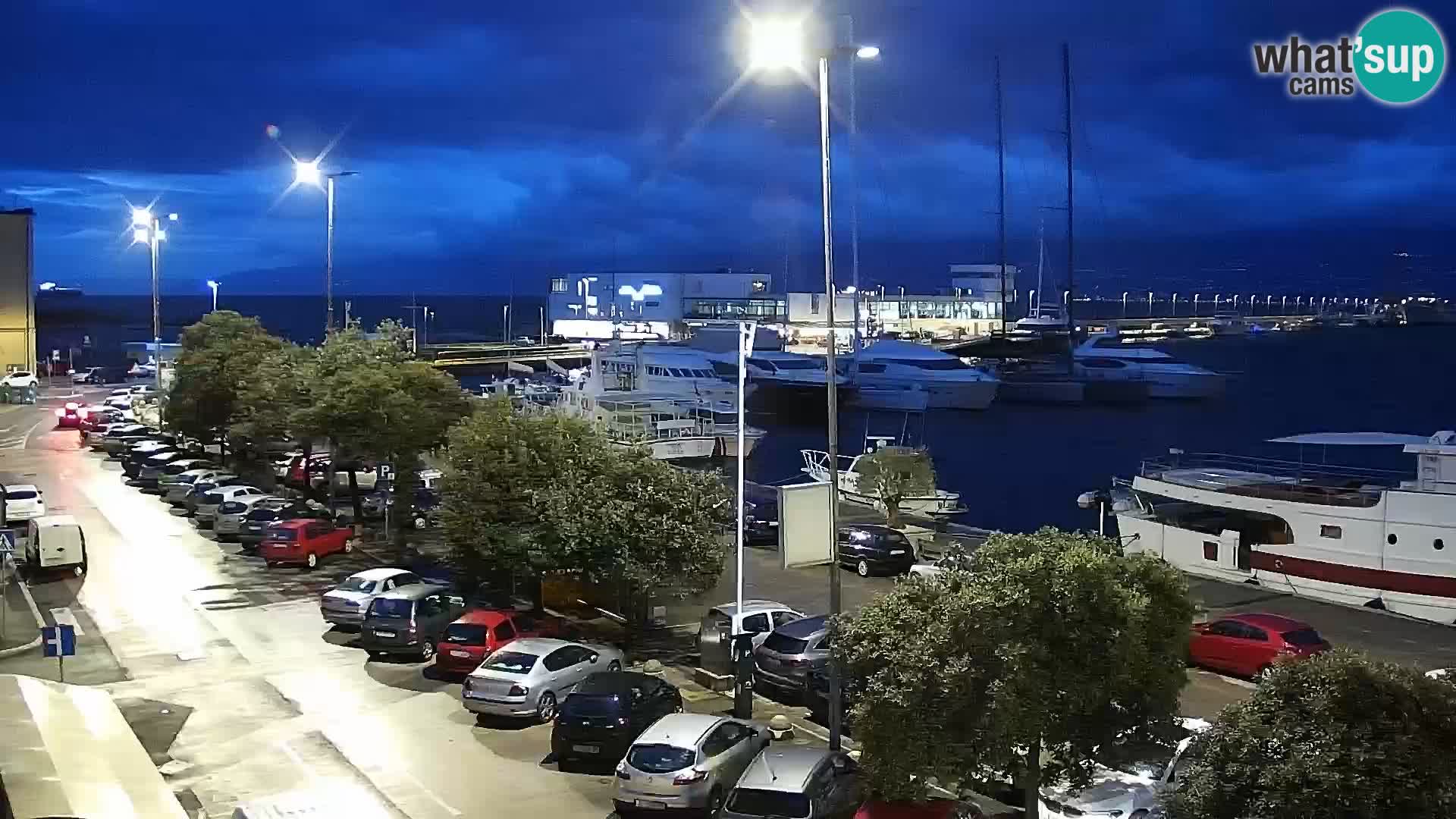 Riva in Marina v Reki – Spletna kamera v živo Hrvaška