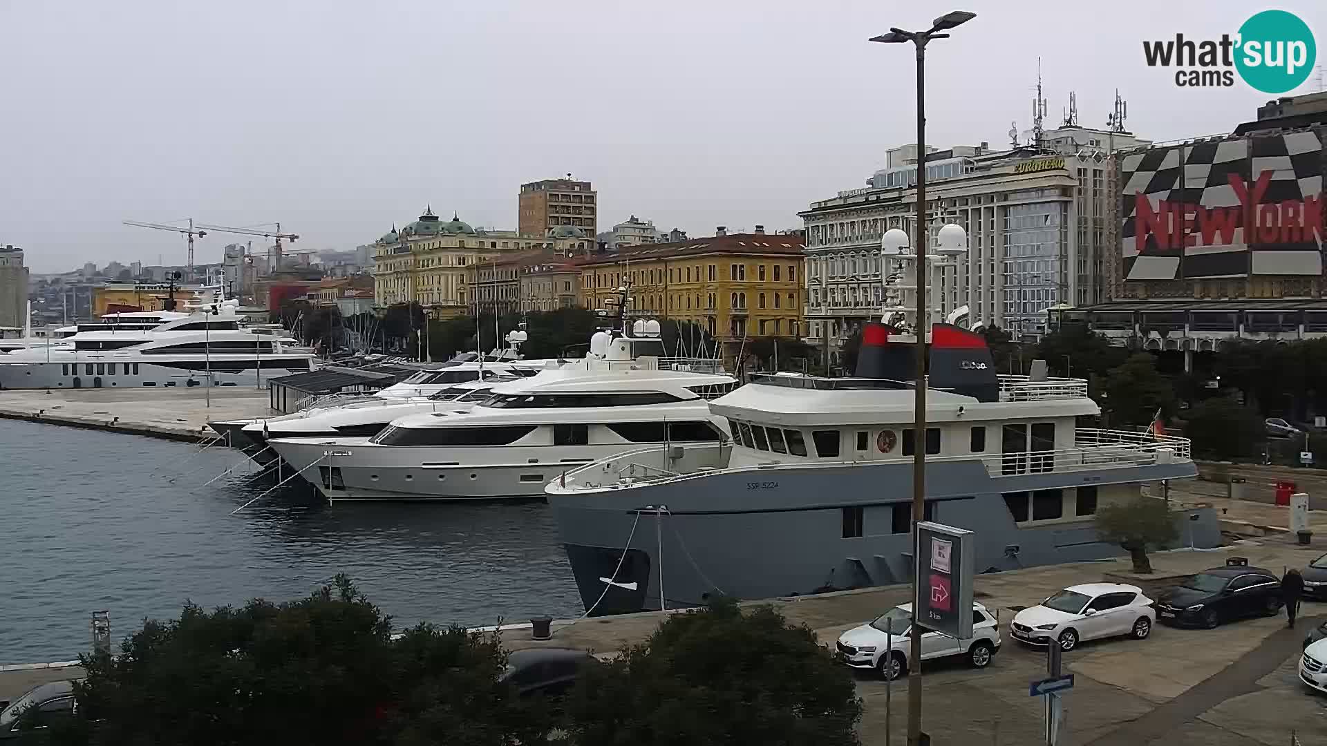 Riva i Marina u Rijeci – Web kamera uživo u Hrvatskoj