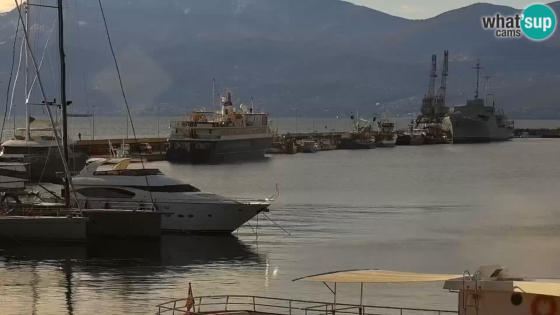 La Riva et Marina à Rijeka – Live Webcam Croatie