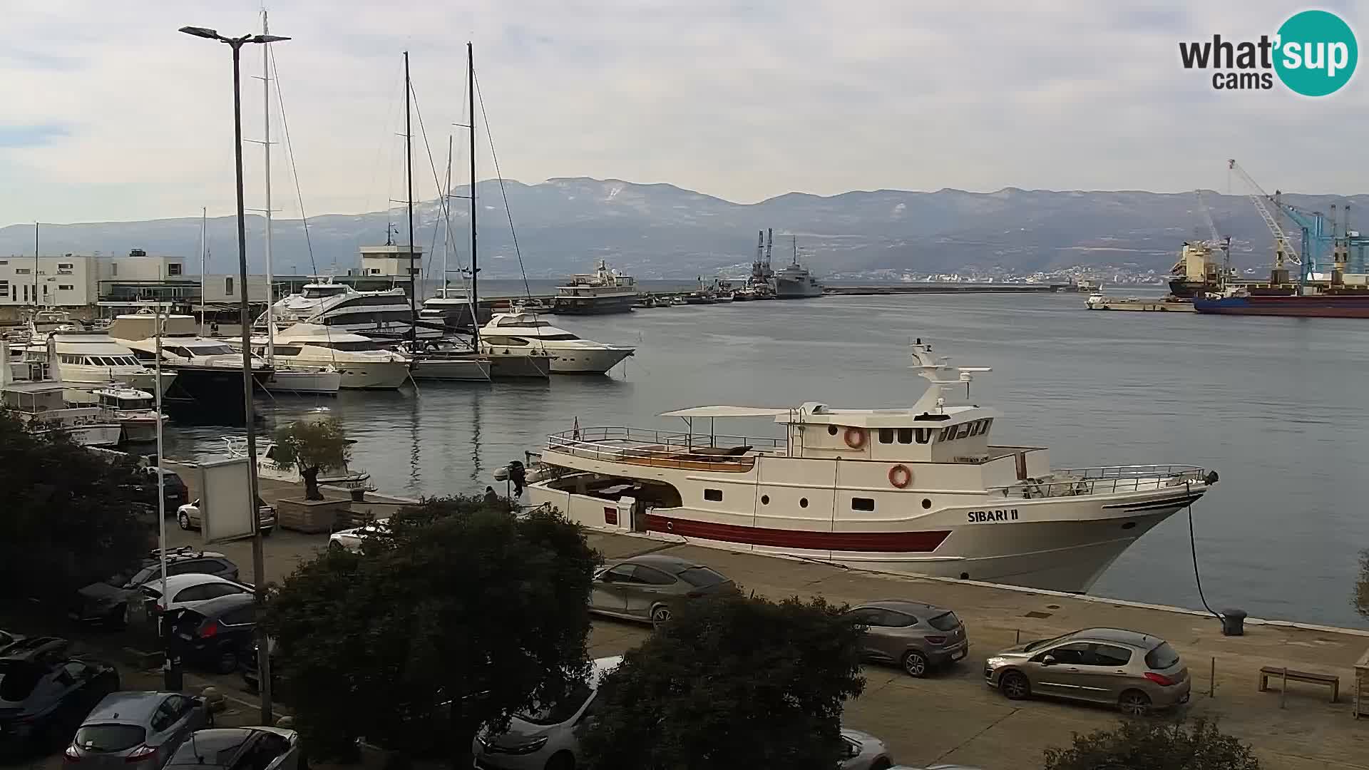 Riva in Marina v Reki – Spletna kamera v živo Hrvaška