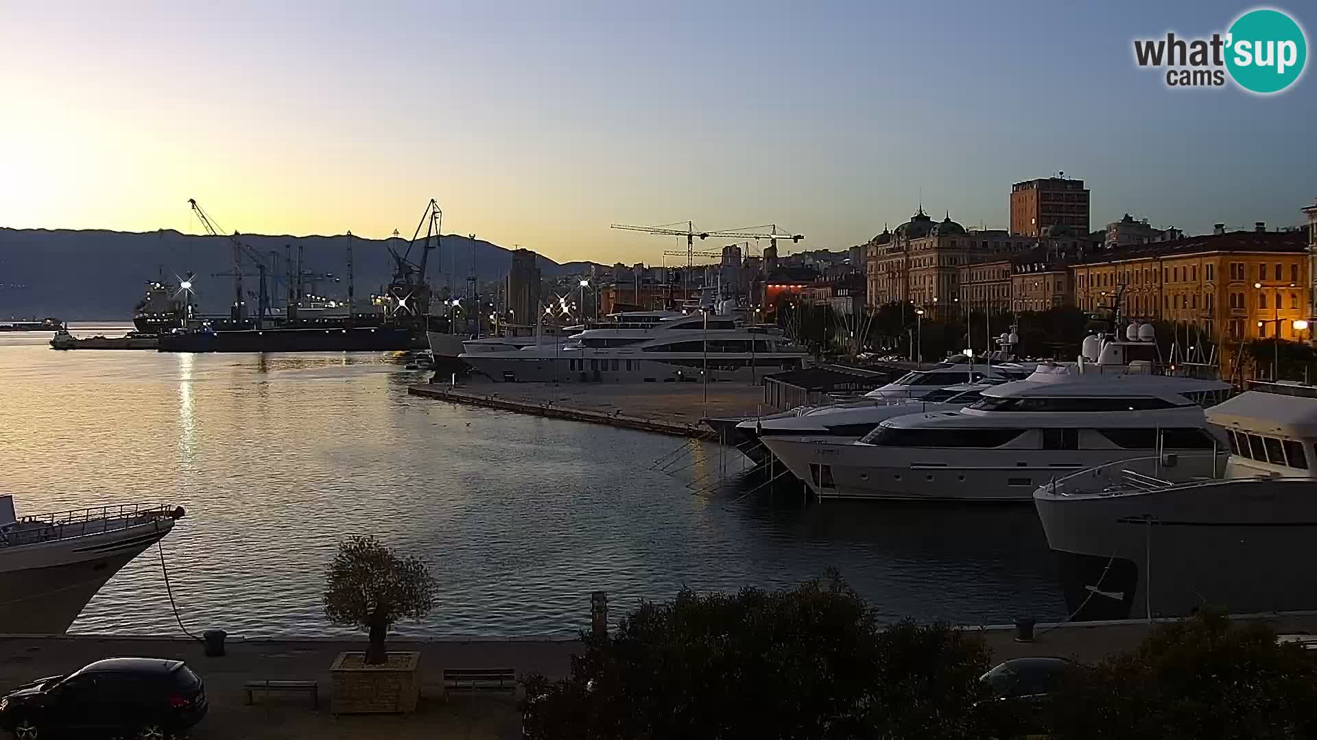 La Riva et Marina à Rijeka – Live Webcam Croatie