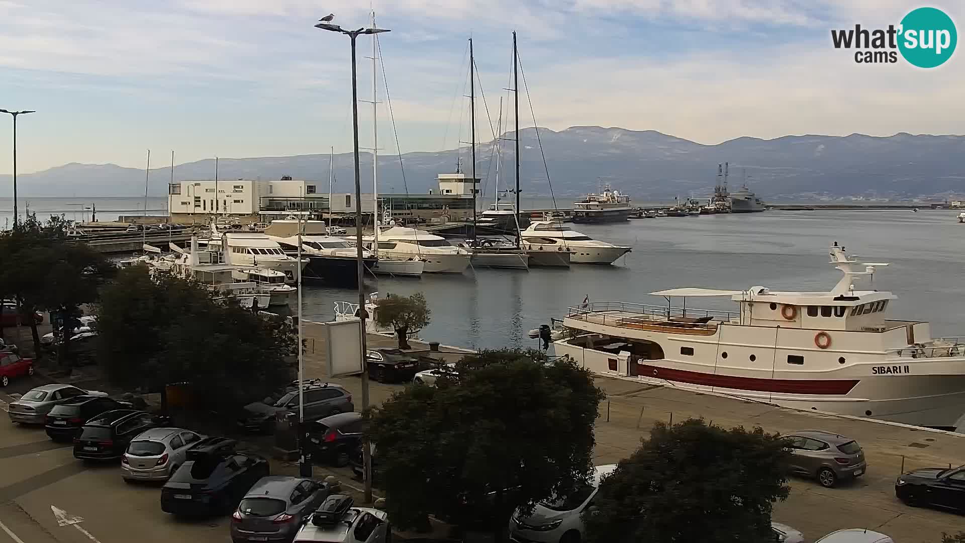 Riva in Marina v Reki – Spletna kamera v živo Hrvaška