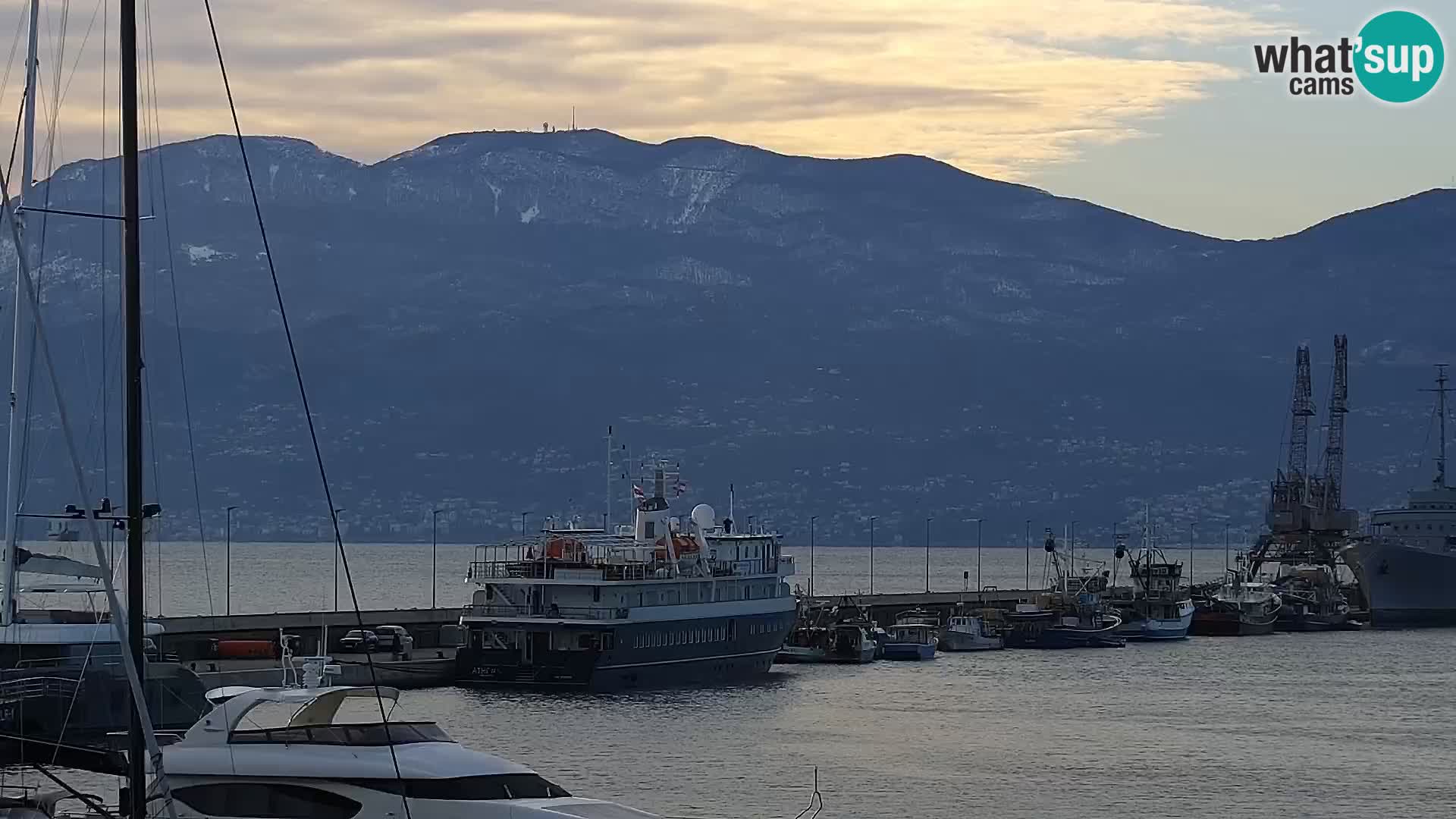 Die Riva und Marina in Rijeka – Live Webcam Kroatien