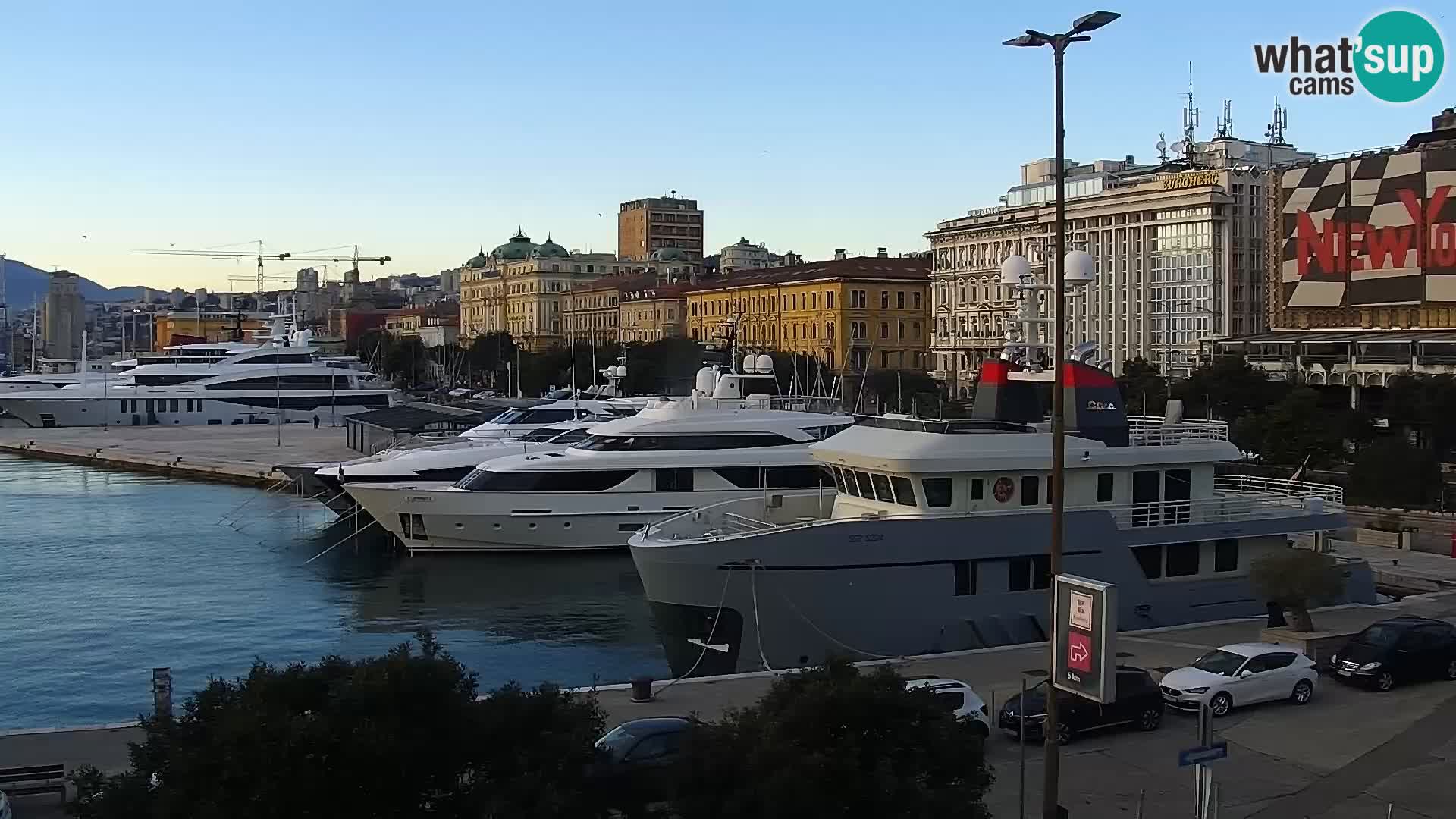 La Riva et Marina à Rijeka – Live Webcam Croatie