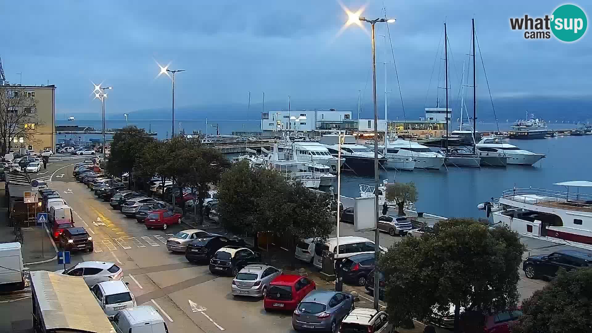 Riva i Marina u Rijeci – Web kamera uživo u Hrvatskoj