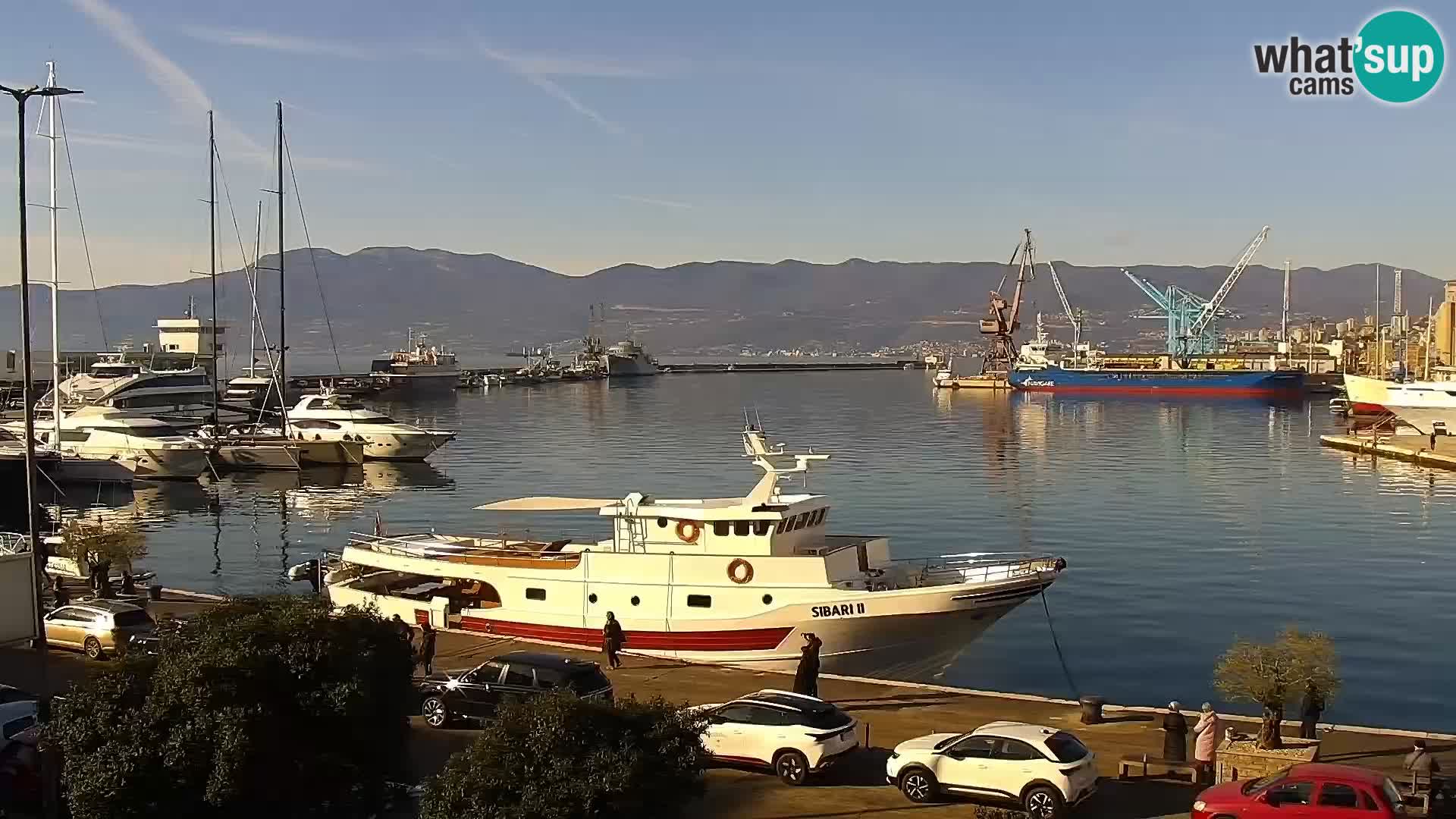 Riva i Marina u Rijeci – Web kamera uživo u Hrvatskoj