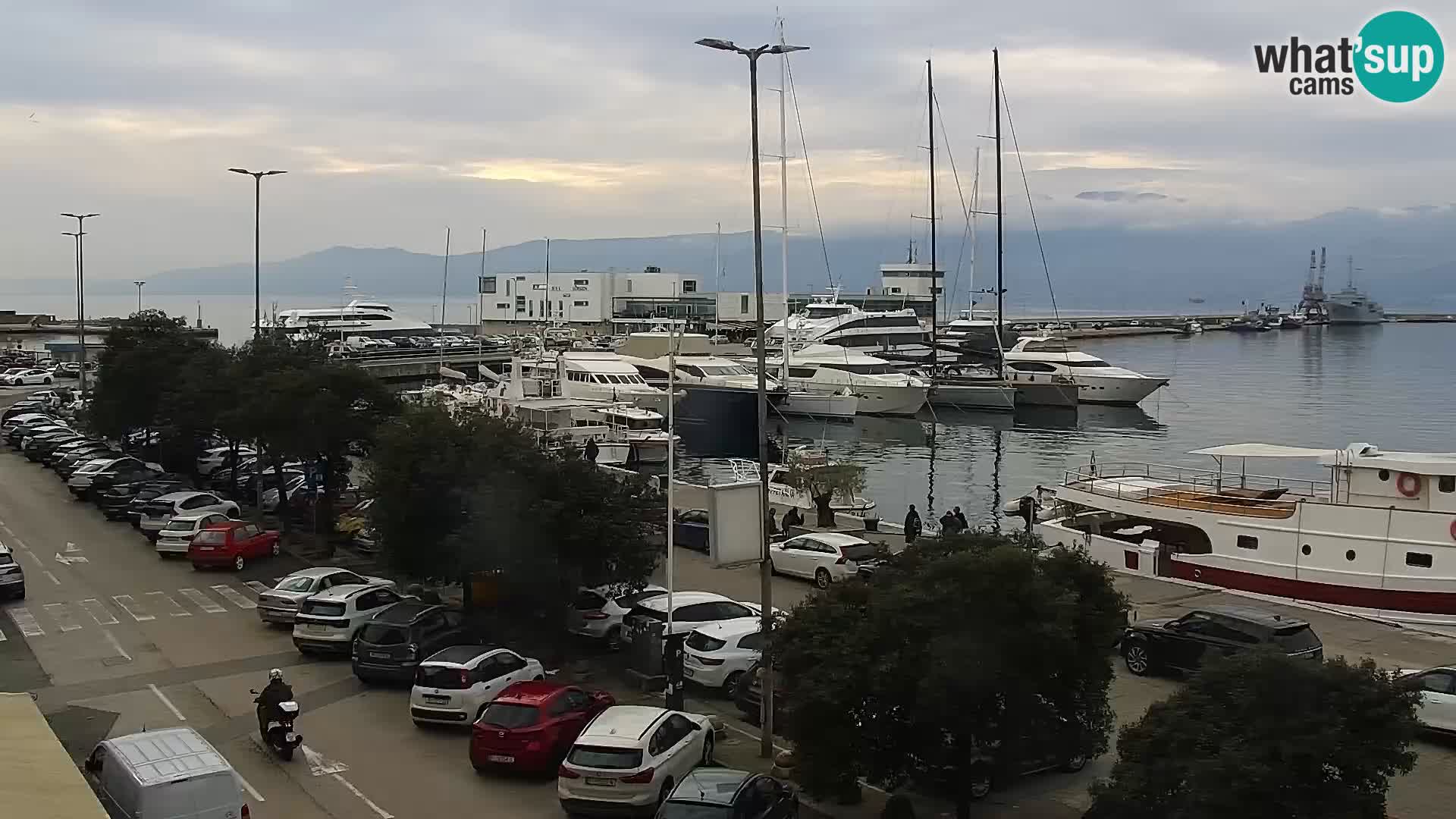 La Riva et Marina à Rijeka – Live Webcam Croatie