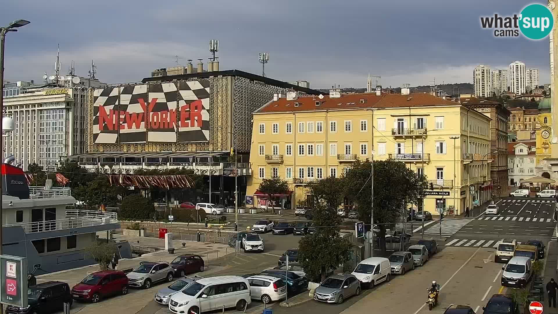 La Riva y Marina en Rijeka – Webcam en vivo Croacia