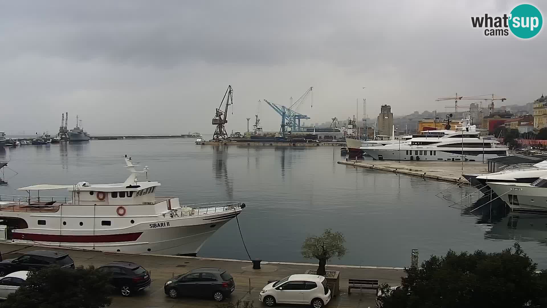 La Riva y Marina en Rijeka – Webcam en vivo Croacia