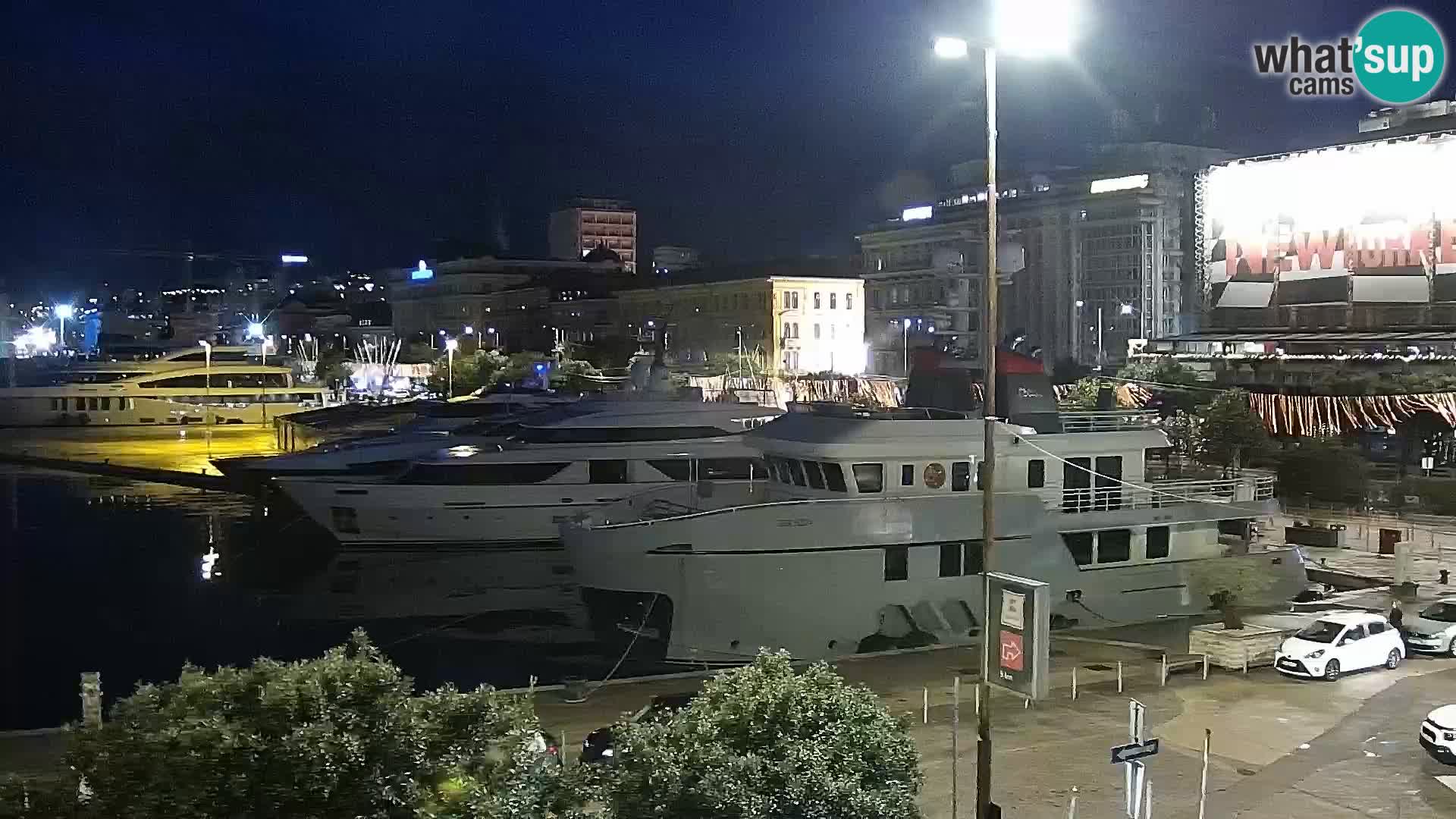 Riva in Marina v Reki – Spletna kamera v živo Hrvaška