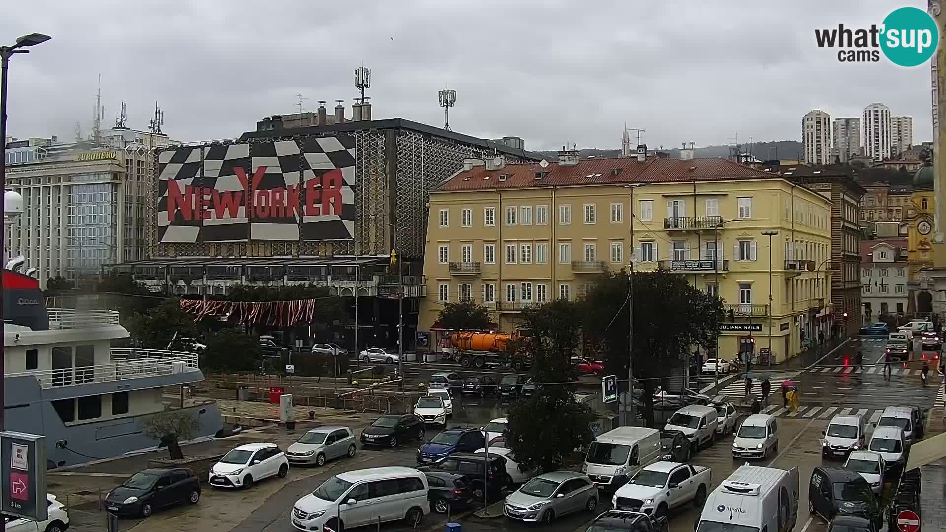 Riva i Marina u Rijeci – Web kamera uživo u Hrvatskoj