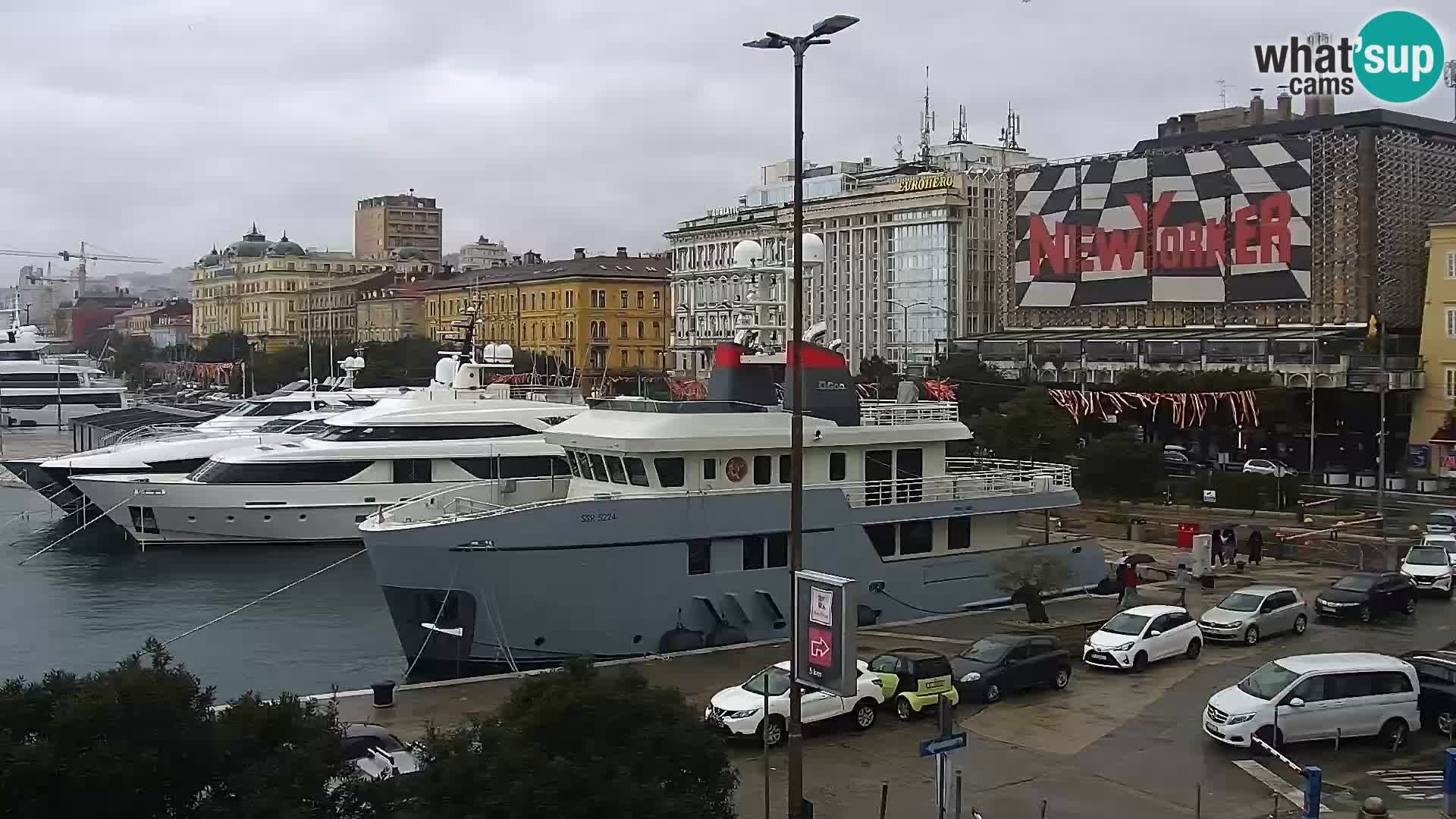 Riva i Marina u Rijeci – Web kamera uživo u Hrvatskoj