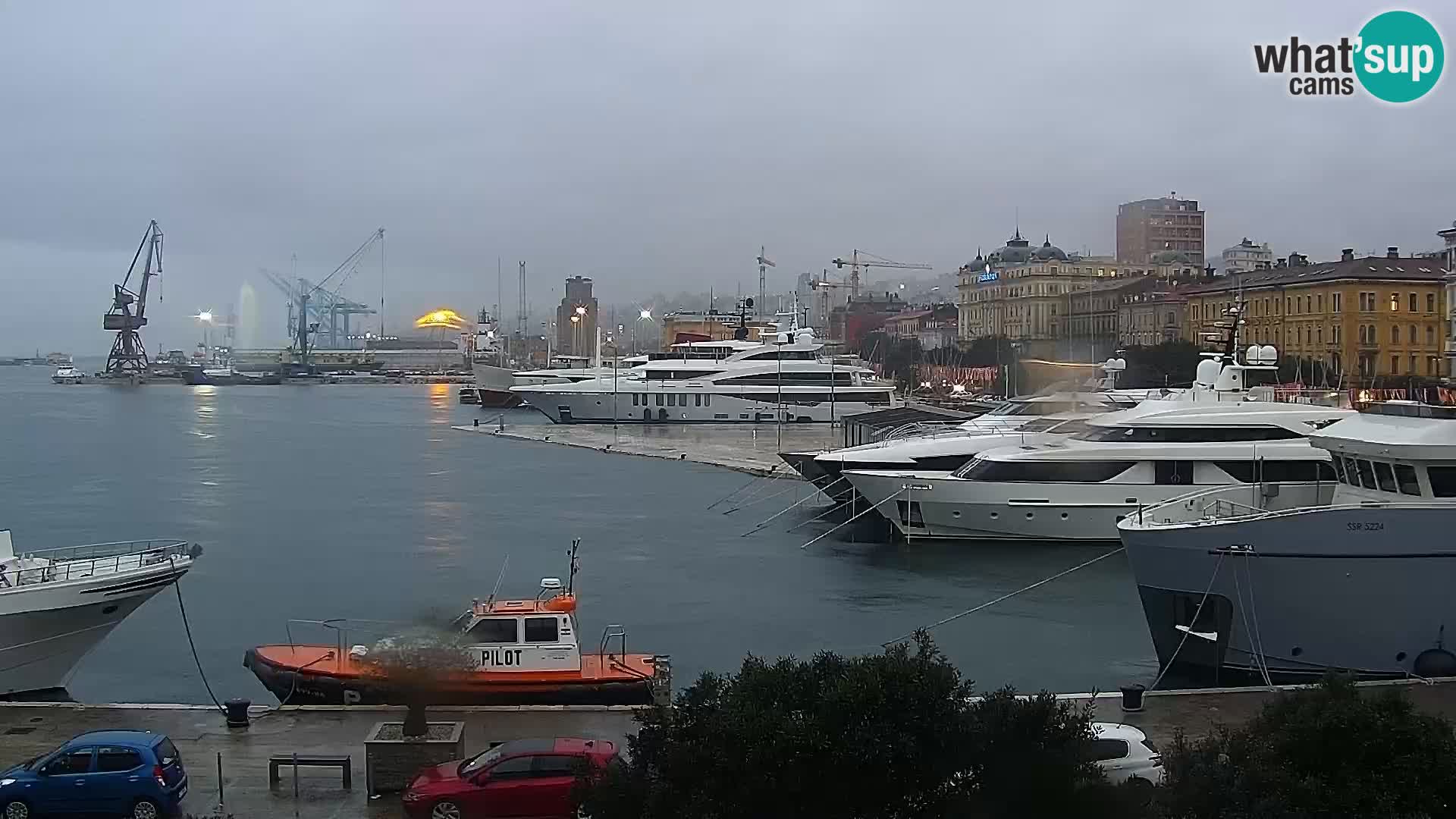 La Riva et Marina à Rijeka – Live Webcam Croatie