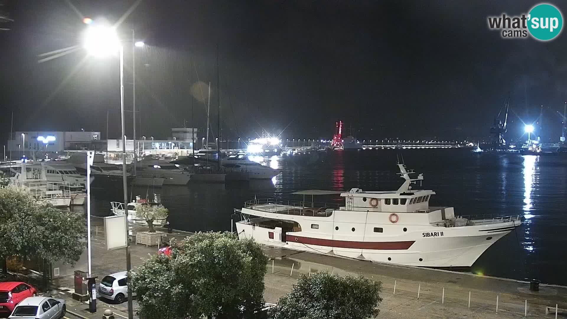 Riva i Marina u Rijeci – Web kamera uživo u Hrvatskoj