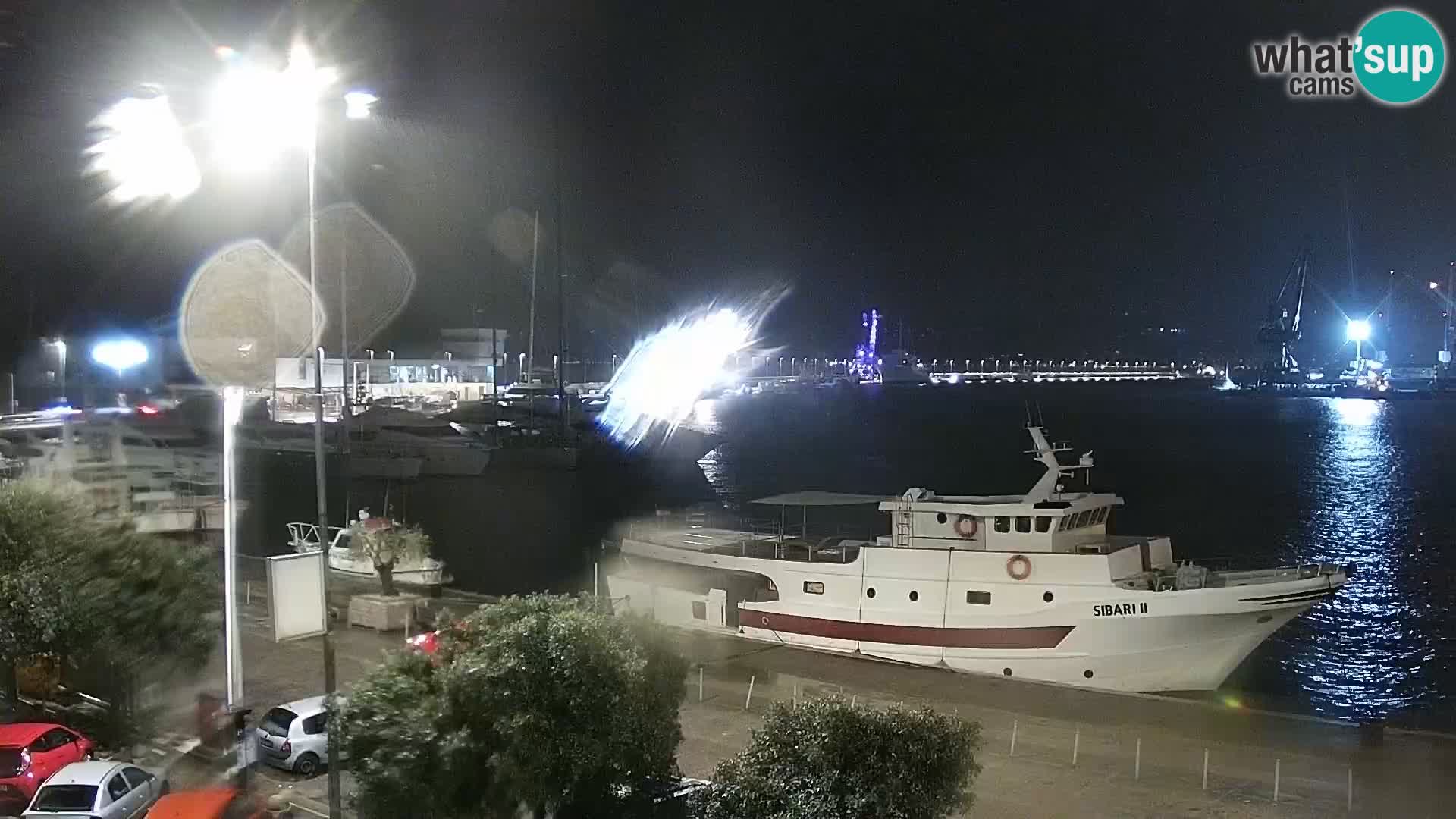 Riva in Marina v Reki – Spletna kamera v živo Hrvaška