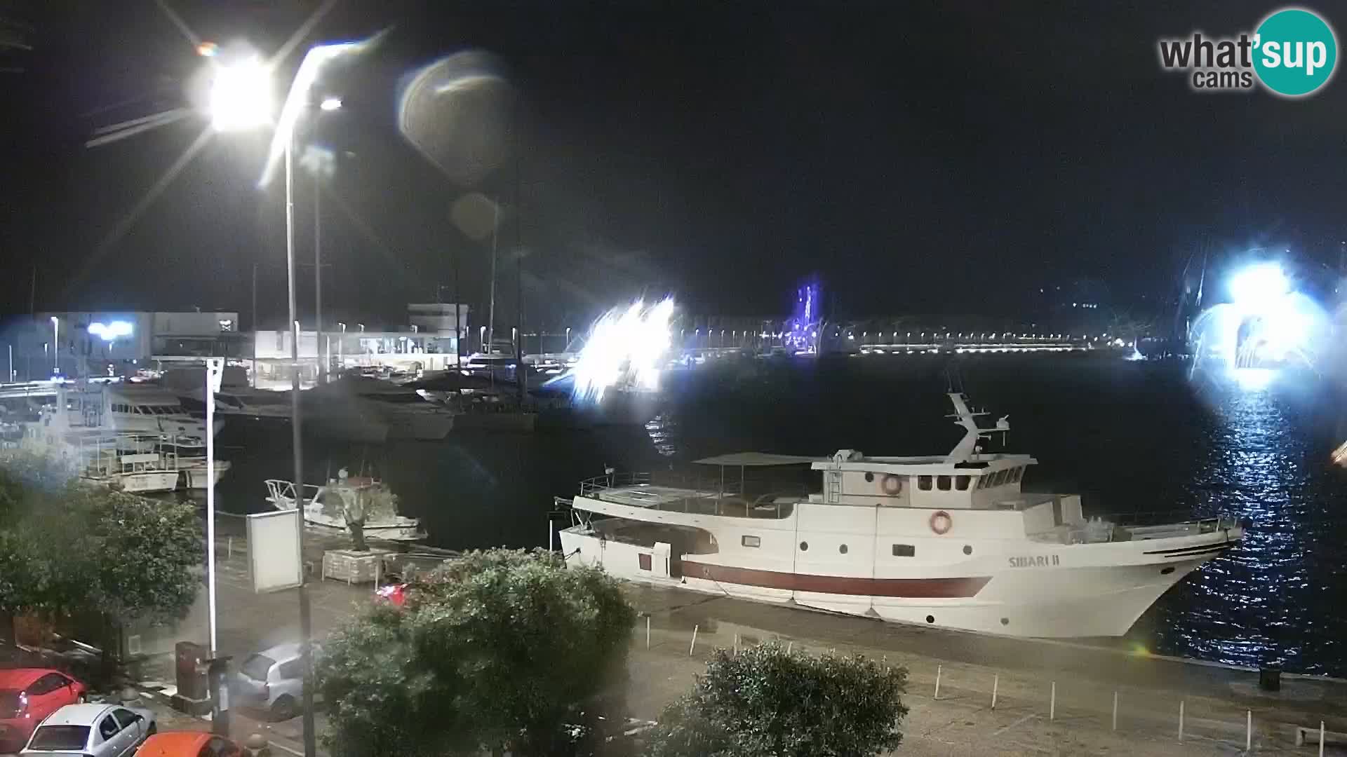 Riva in Marina v Reki – Spletna kamera v živo Hrvaška