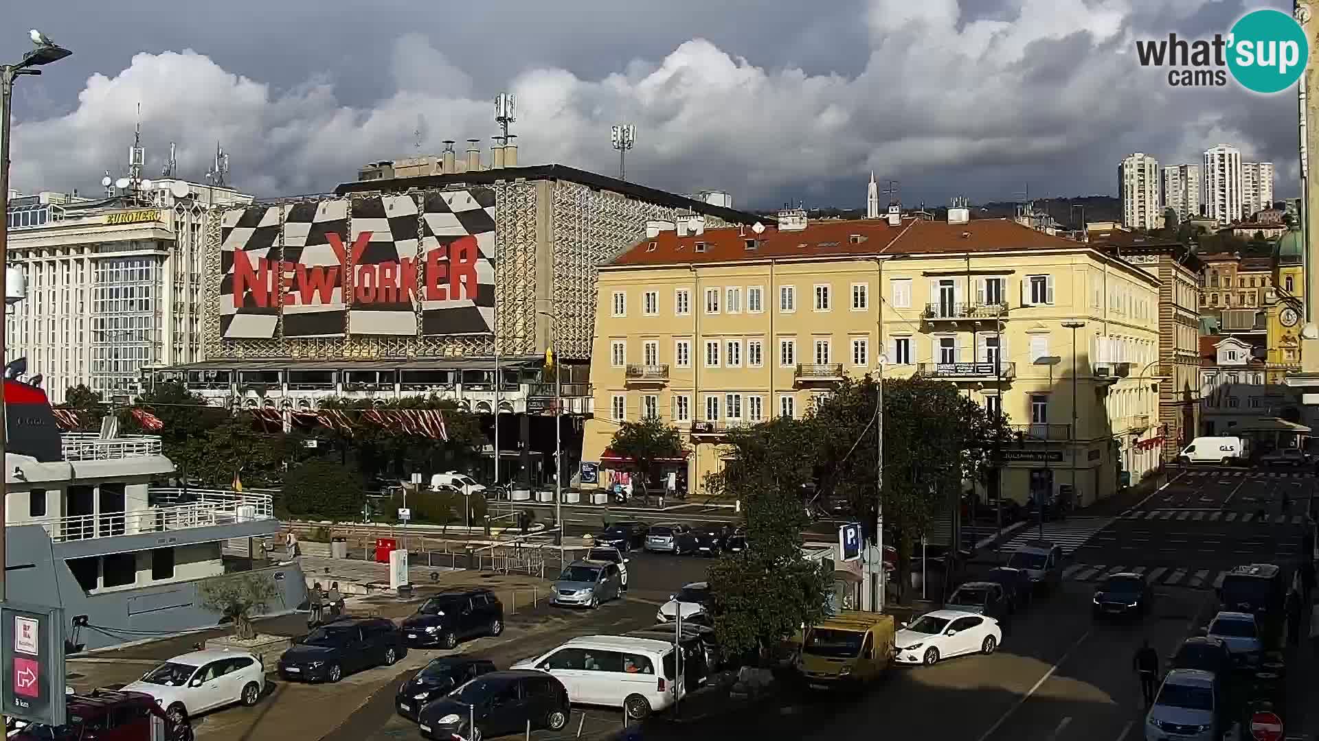 Riva in Marina v Reki – Spletna kamera v živo Hrvaška