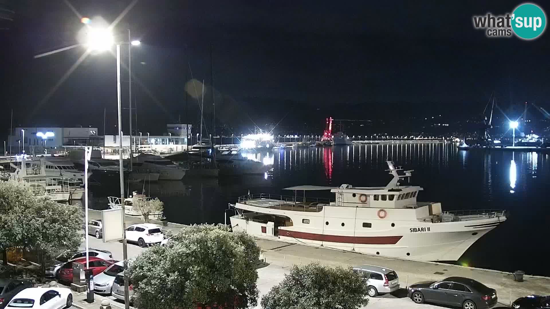 Riva in Marina v Reki – Spletna kamera v živo Hrvaška