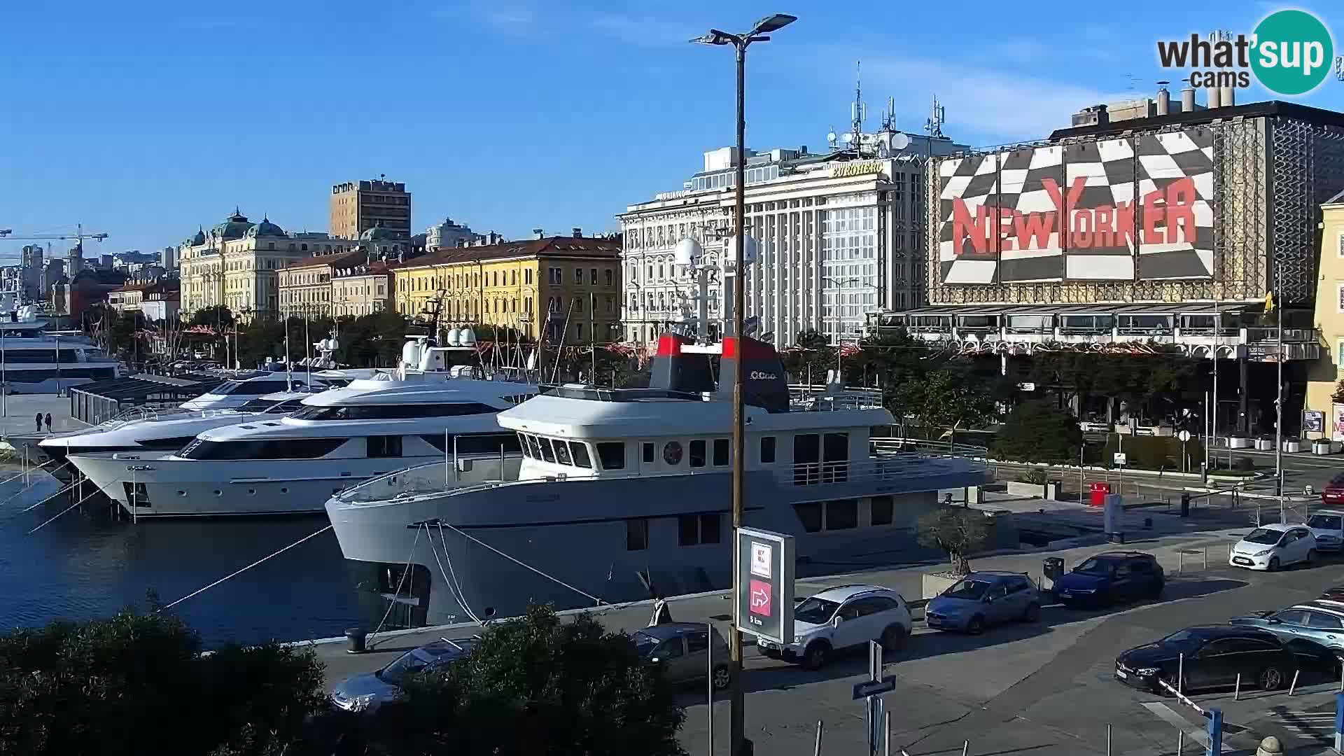 Riva in Marina v Reki – Spletna kamera v živo Hrvaška