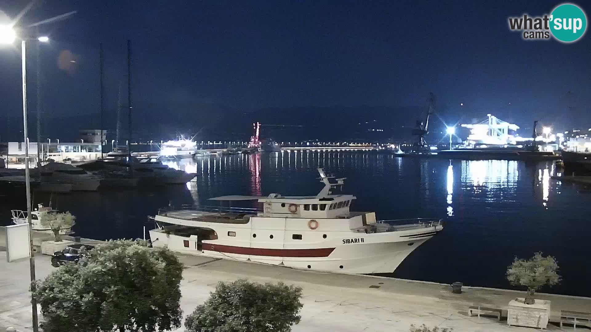 Riva i Marina u Rijeci – Web kamera uživo u Hrvatskoj