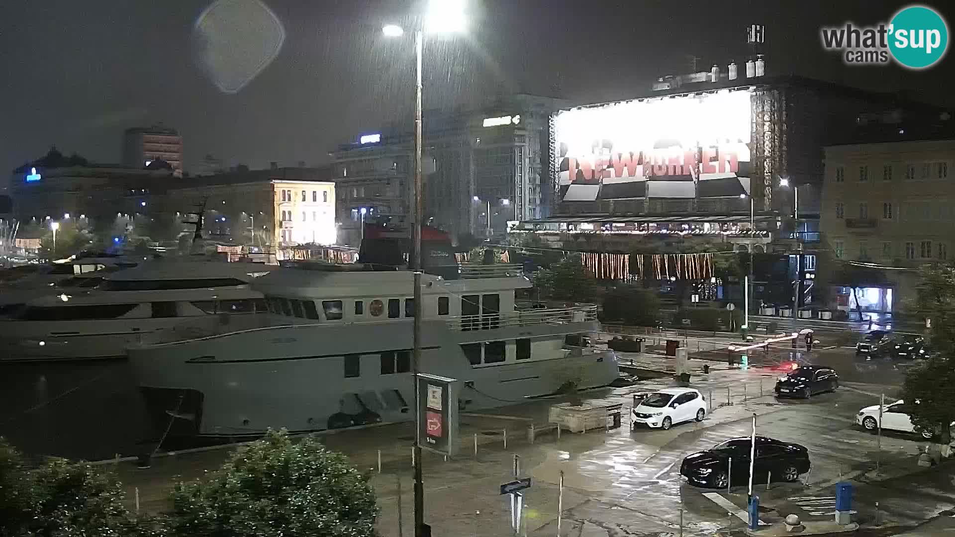 Riva in Marina v Reki – Spletna kamera v živo Hrvaška