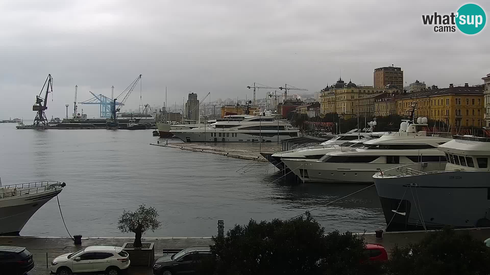 La Riva et Marina à Rijeka – Live Webcam Croatie