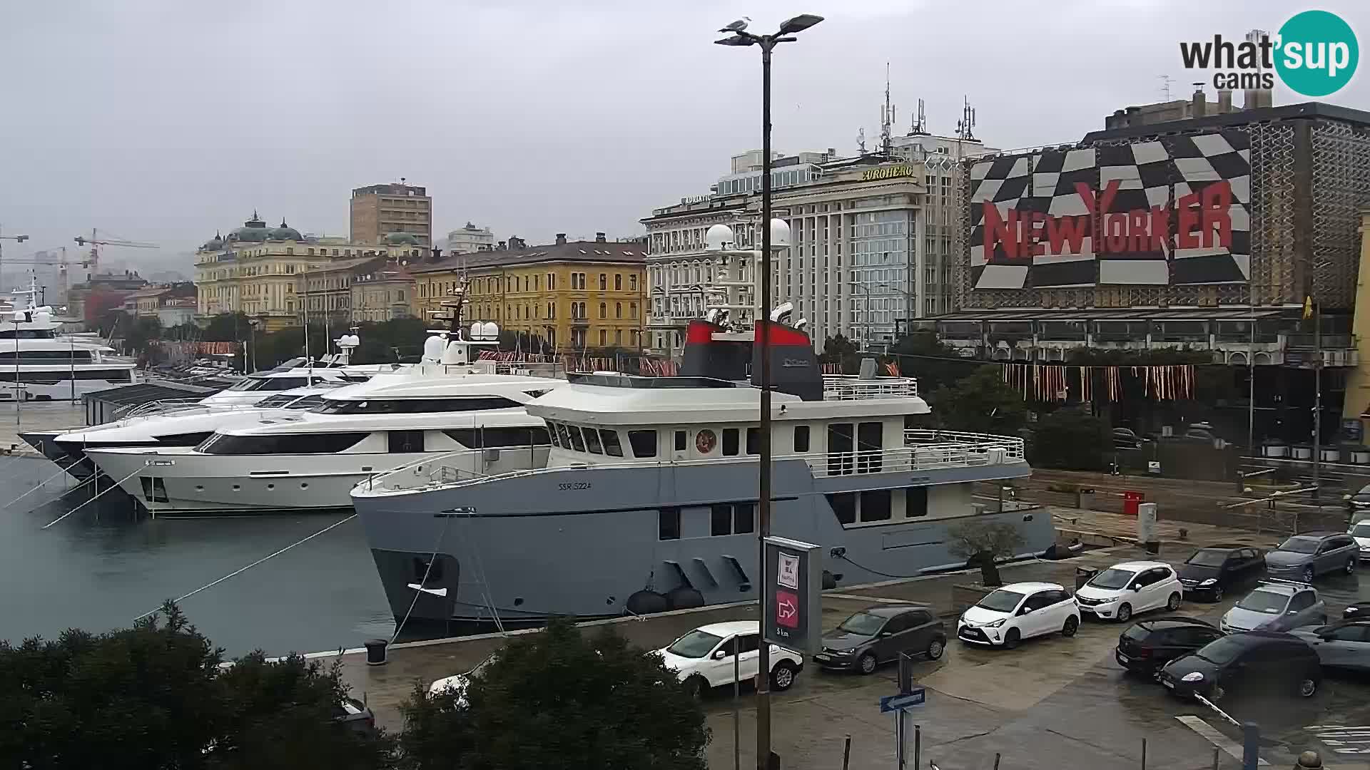 La Riva y Marina en Rijeka – Webcam en vivo Croacia