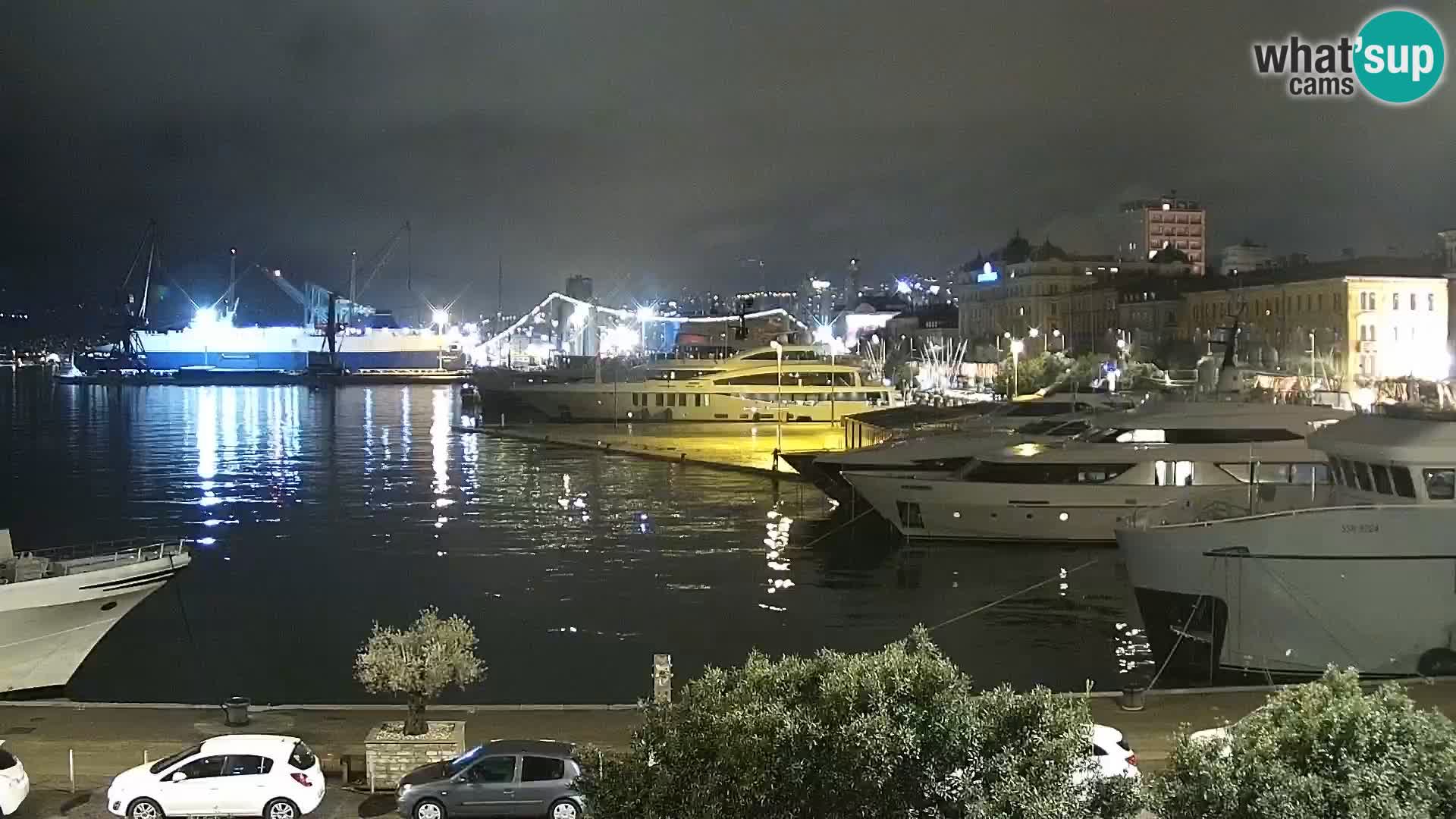 Riva in Marina v Reki – Spletna kamera v živo Hrvaška