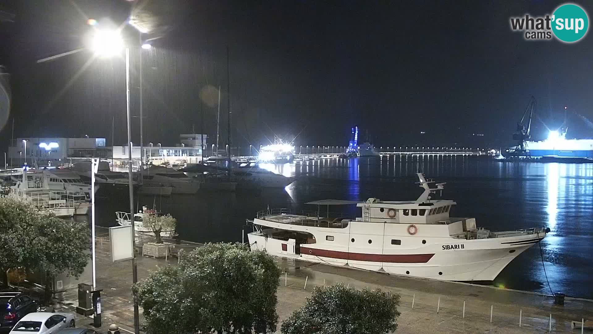 Riva i Marina u Rijeci – Web kamera uživo u Hrvatskoj