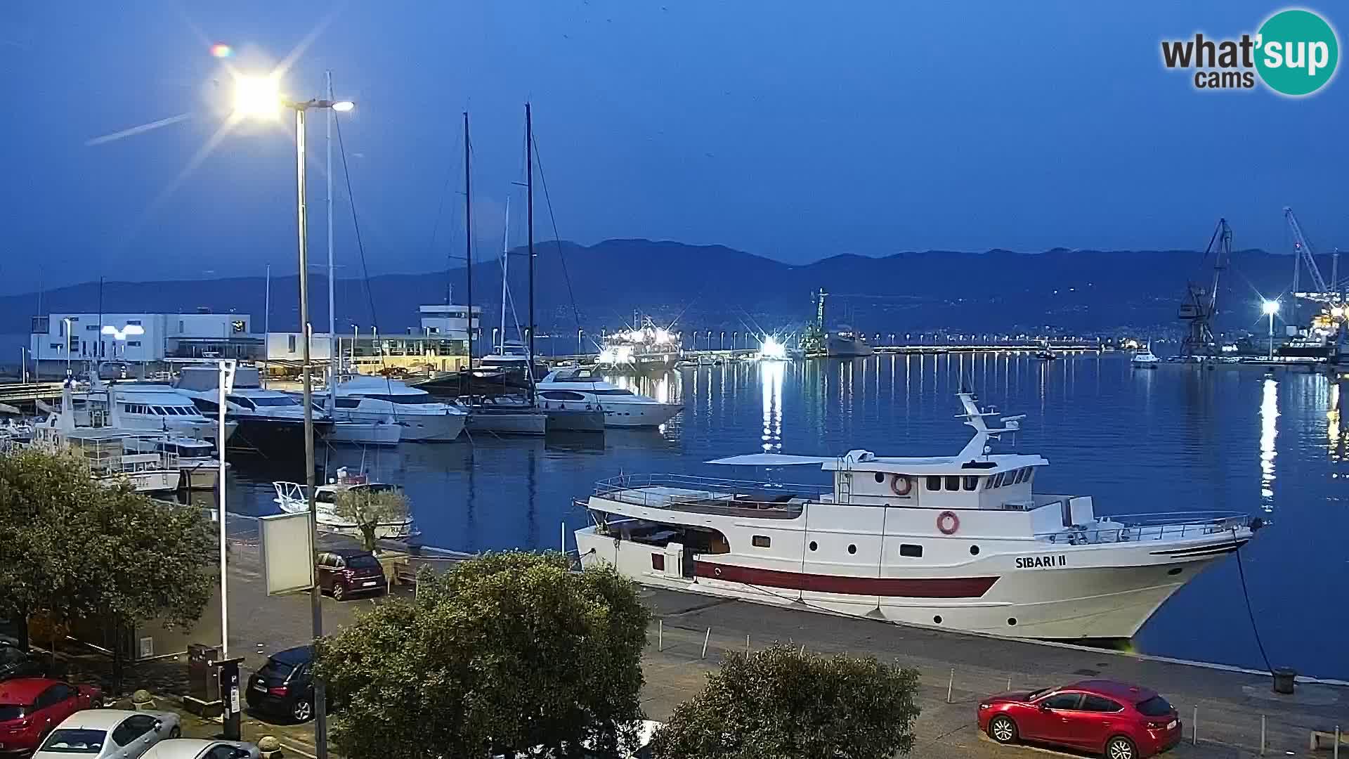 Riva i Marina u Rijeci – Web kamera uživo u Hrvatskoj