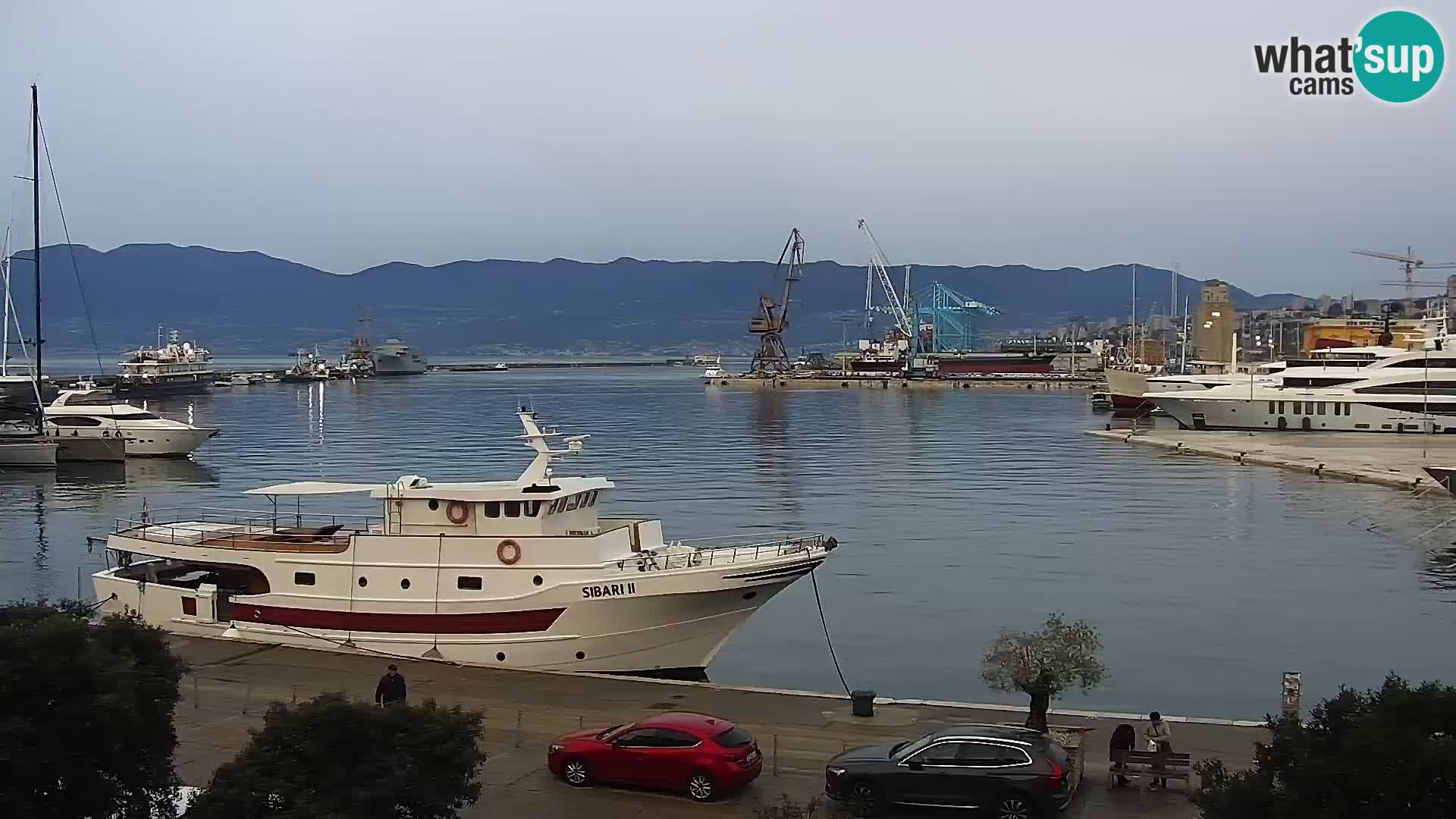 La Riva y Marina en Rijeka – Webcam en vivo Croacia