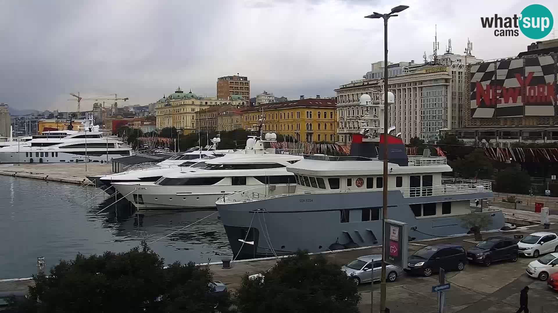 La Riva et Marina à Rijeka – Live Webcam Croatie