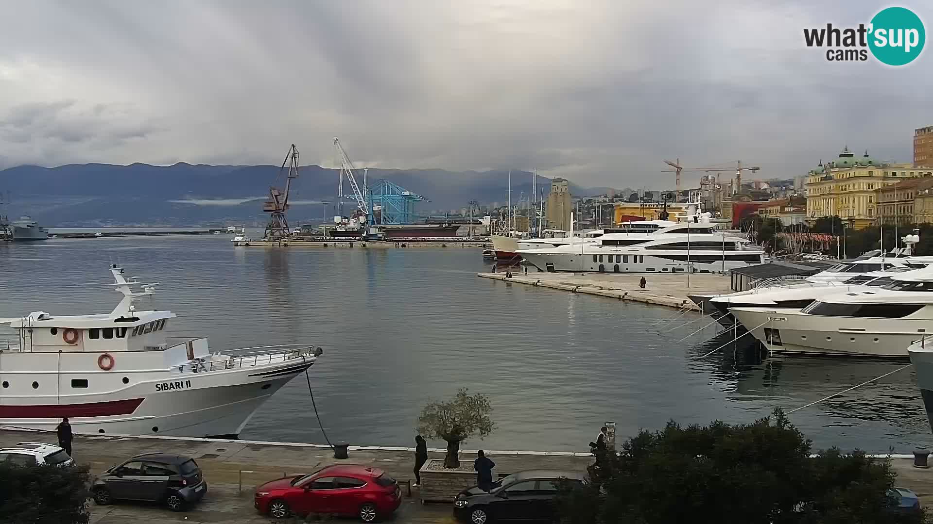 La Riva y Marina en Rijeka – Webcam en vivo Croacia