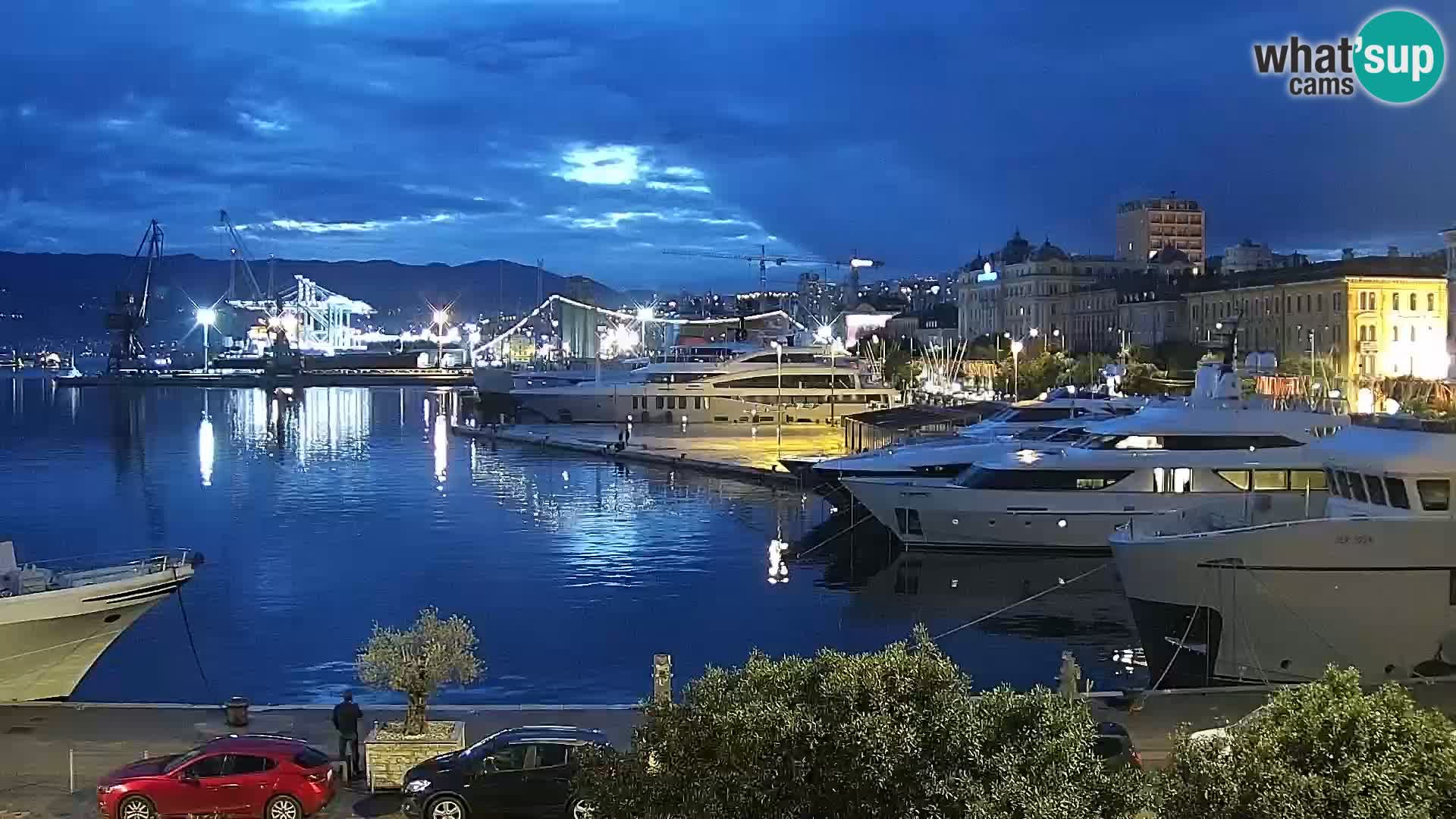 Riva i Marina u Rijeci – Web kamera uživo u Hrvatskoj