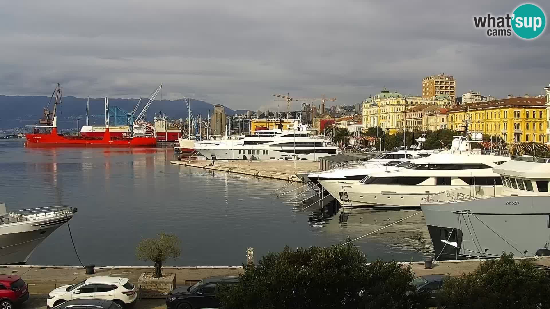 La Riva y Marina en Rijeka – Webcam en vivo Croacia