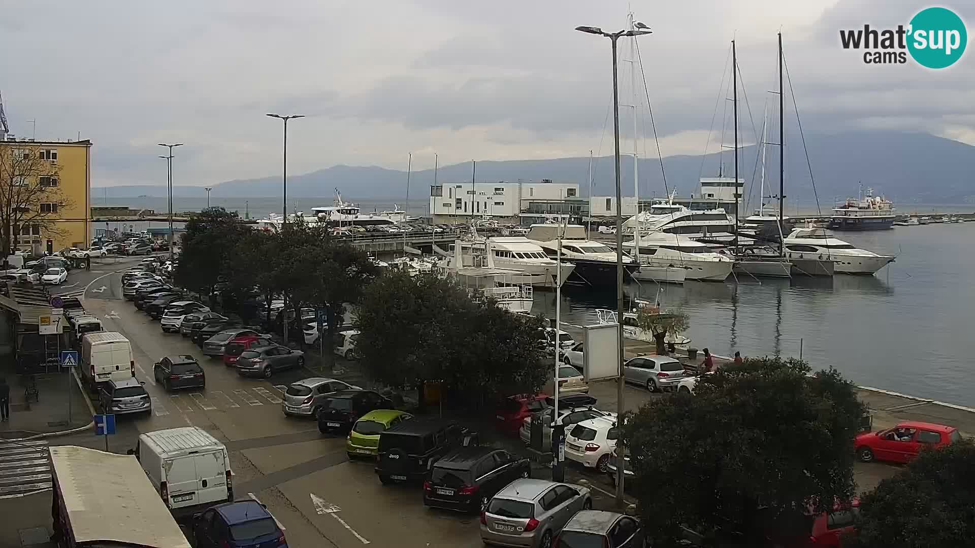 La Riva y Marina en Rijeka – Webcam en vivo Croacia