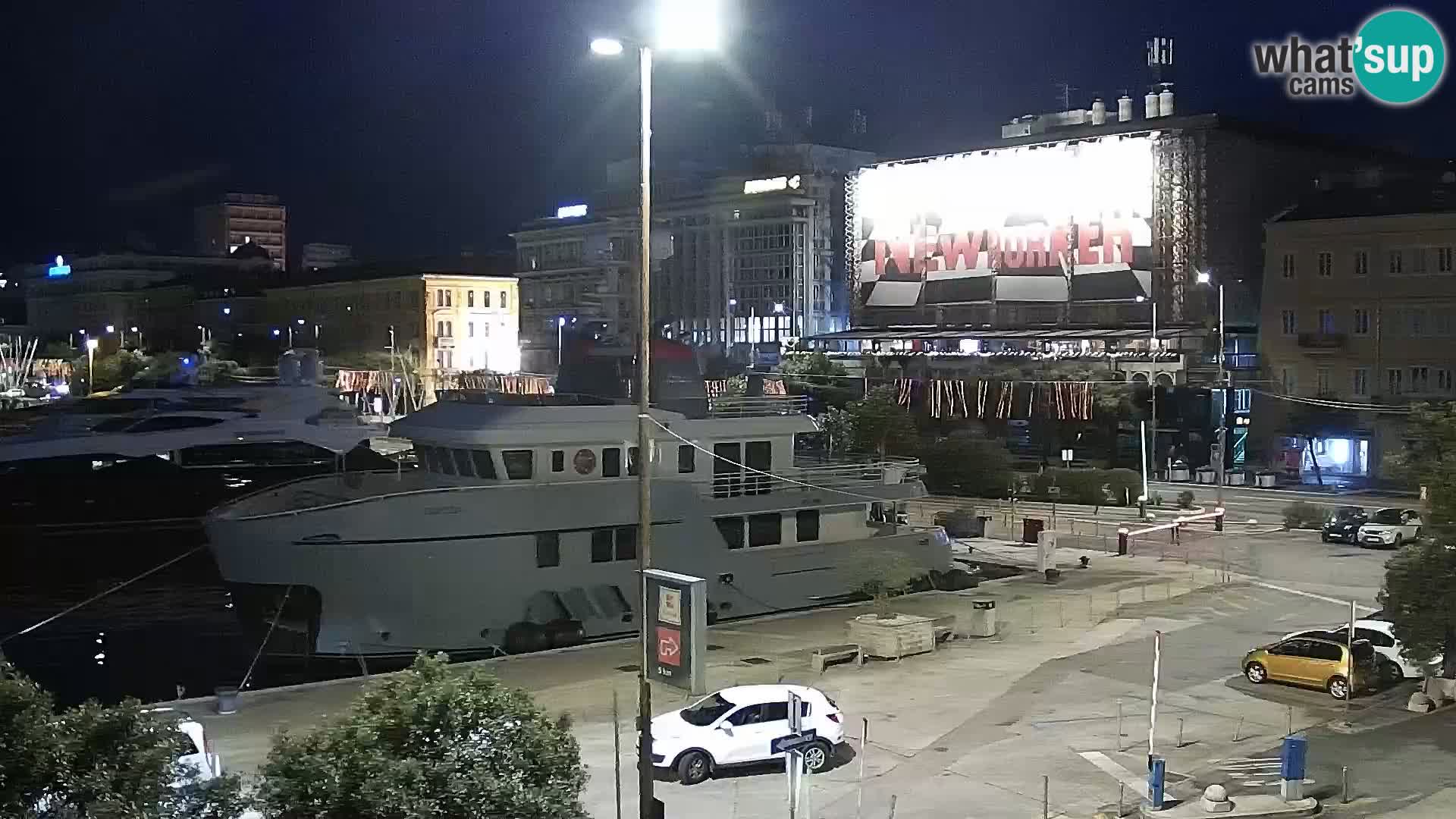 Riva in Marina v Reki – Spletna kamera v živo Hrvaška