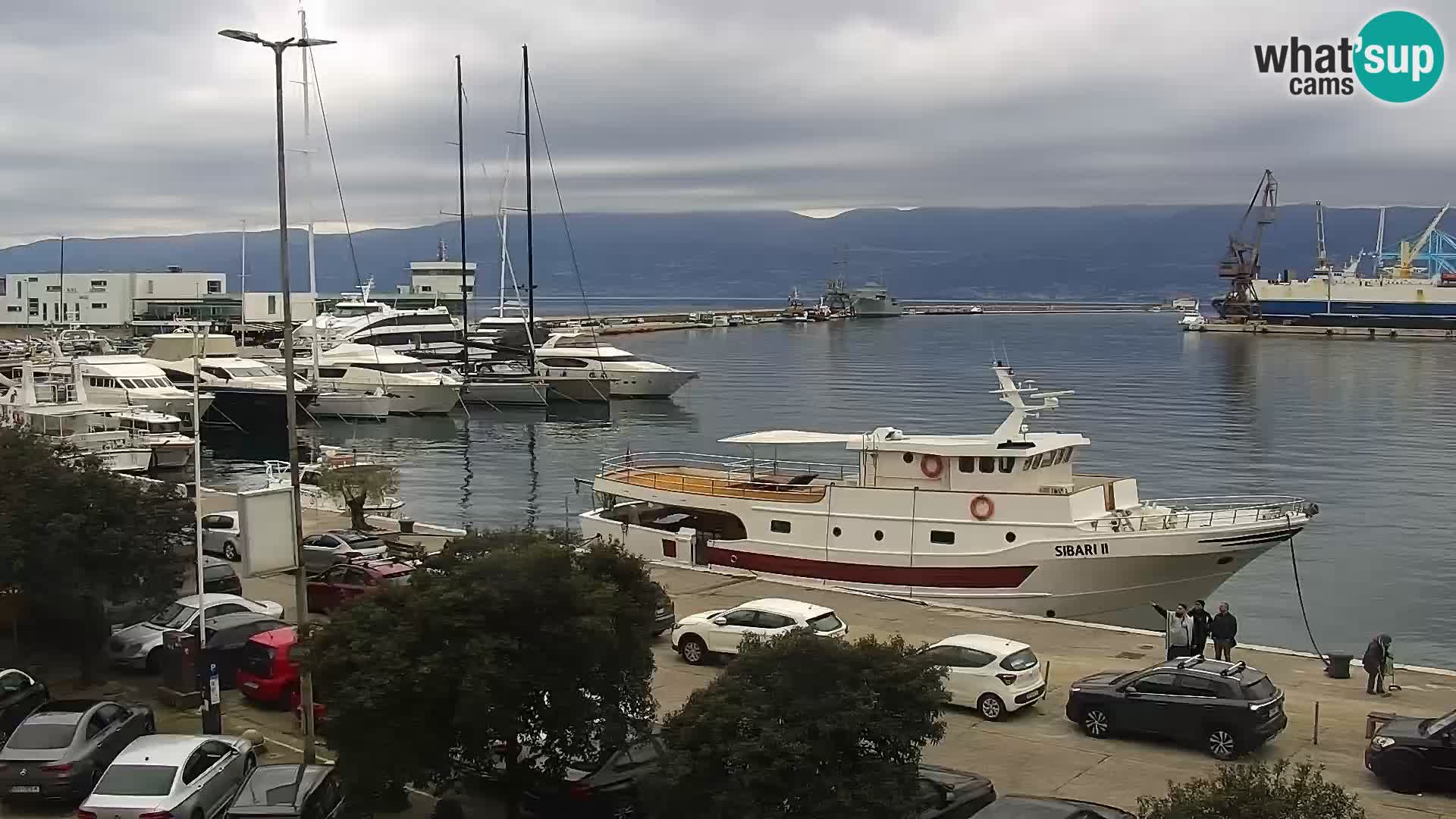 Riva in Marina v Reki – Spletna kamera v živo Hrvaška