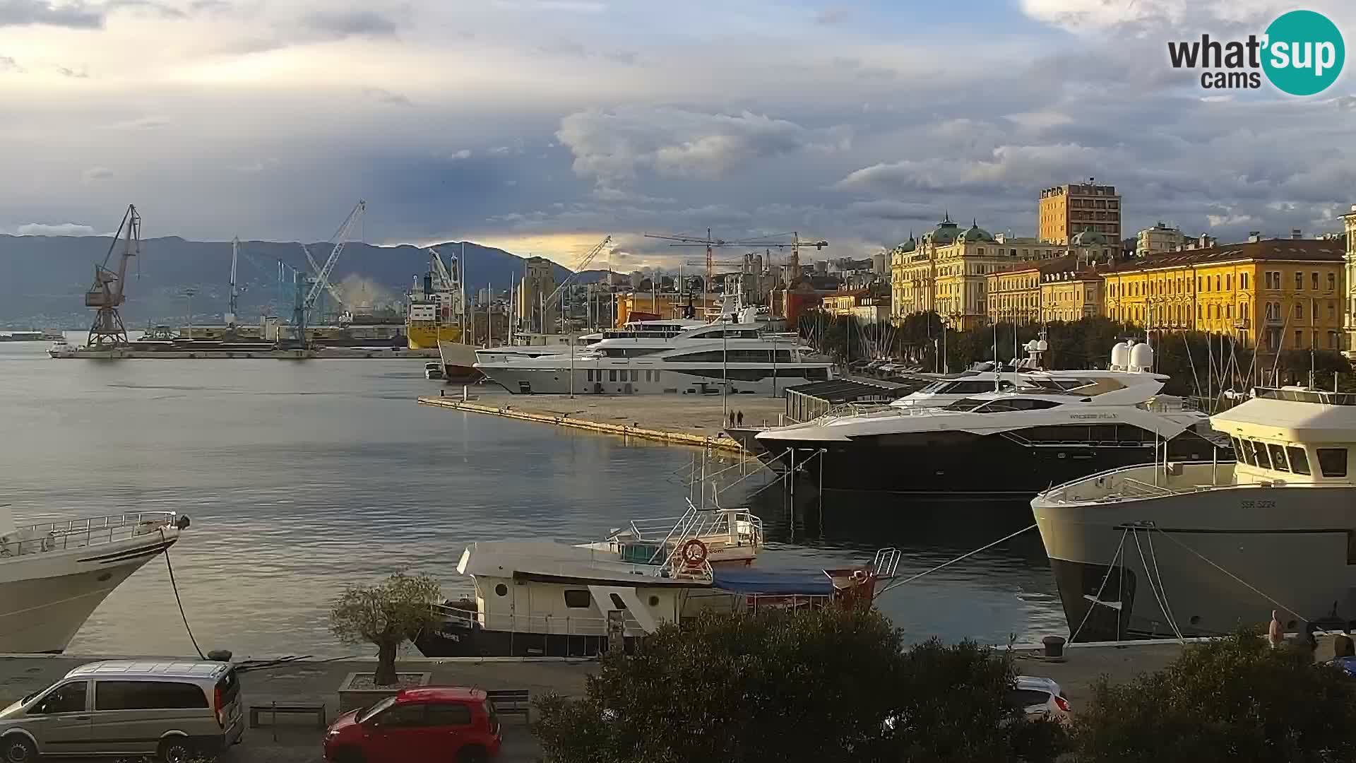 La Riva e la Marina a Rijeka (Fiume) – Live Webcam Croazia