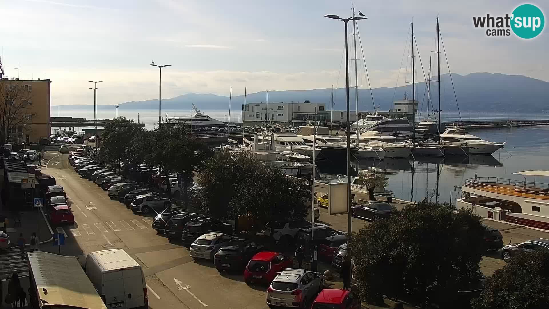 La Riva y Marina en Rijeka – Webcam en vivo Croacia