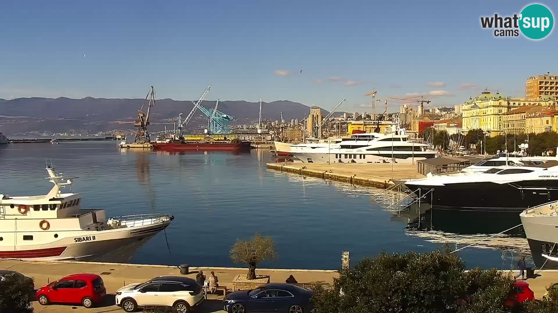 La Riva y Marina en Rijeka – Webcam en vivo Croacia