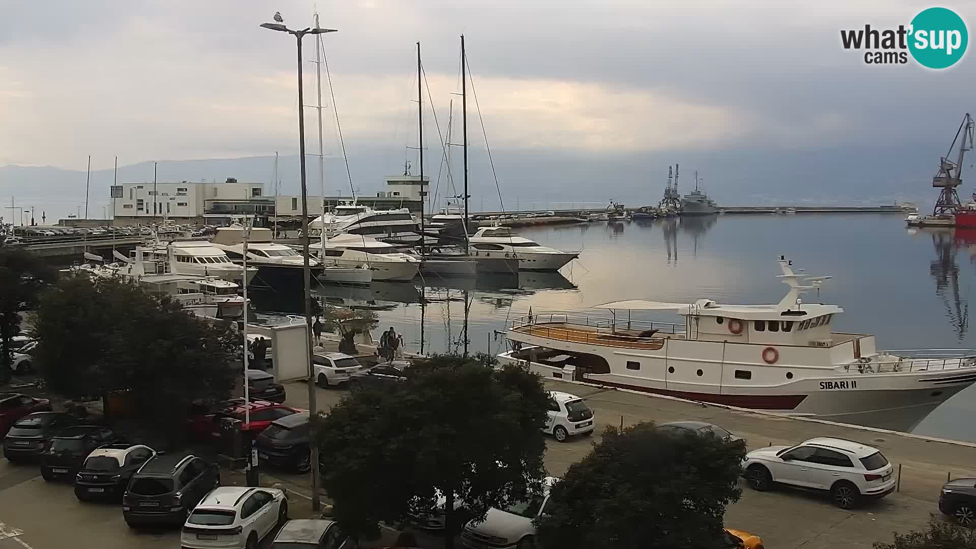 Riva i Marina u Rijeci – Web kamera uživo u Hrvatskoj